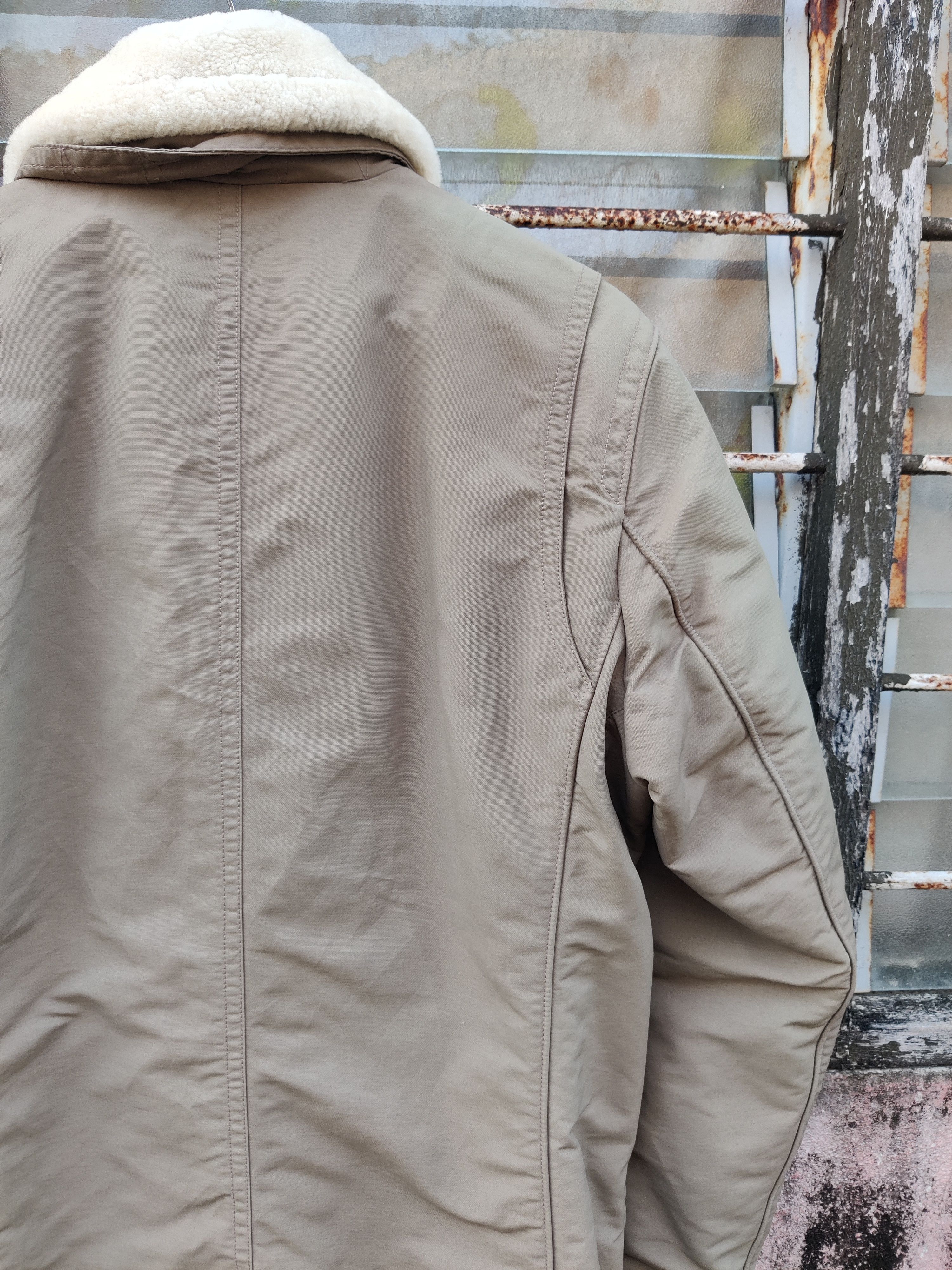 Vintage Vintage DKNY Winter Coat Faux Shearling Collar Jacket Size US M / EU 48-50 / 2 - 6 Thumbnail