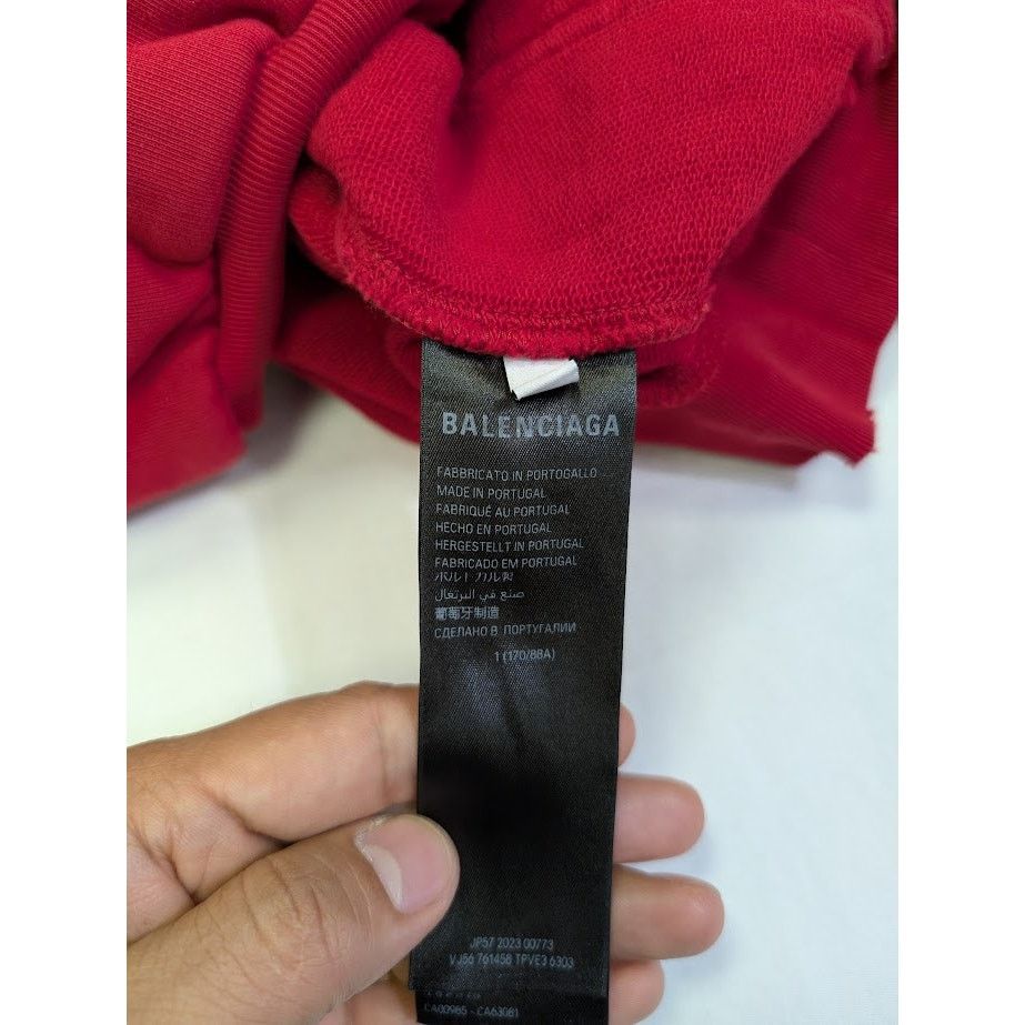 Balenciaga o1rshd1 Round Hoodie in Faded Red Size US S / EU 44-46 / 1 - 14 Thumbnail