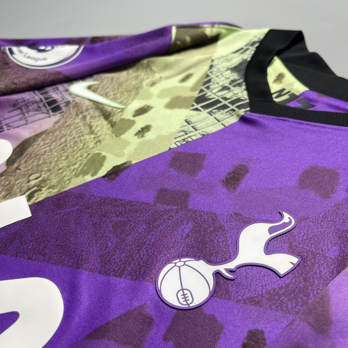 Nike TOTTENHAM NIKE 2021/2022 FOOTBALL THIRD JERSEY #7 SON Size US S / EU 44-46 / 1 - 5 Thumbnail