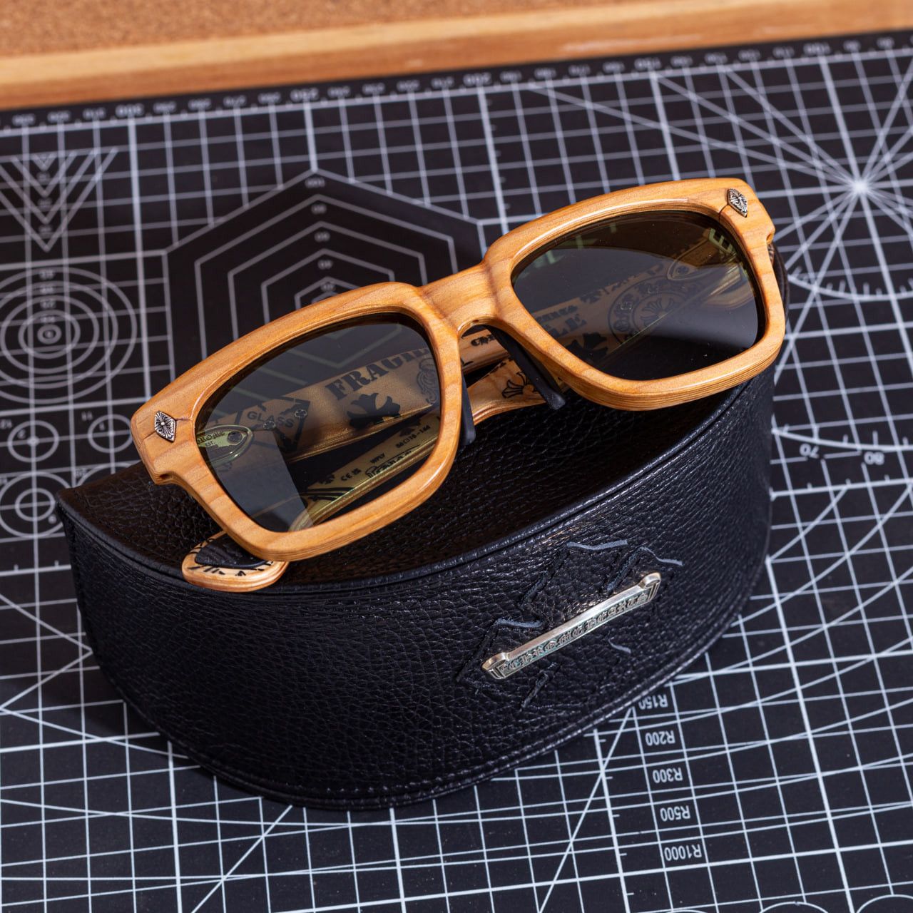Chrome Hearts CHROME HEARTS LILITH WOOD PLYWOOD Size ONE SIZE - 16 Thumbnail