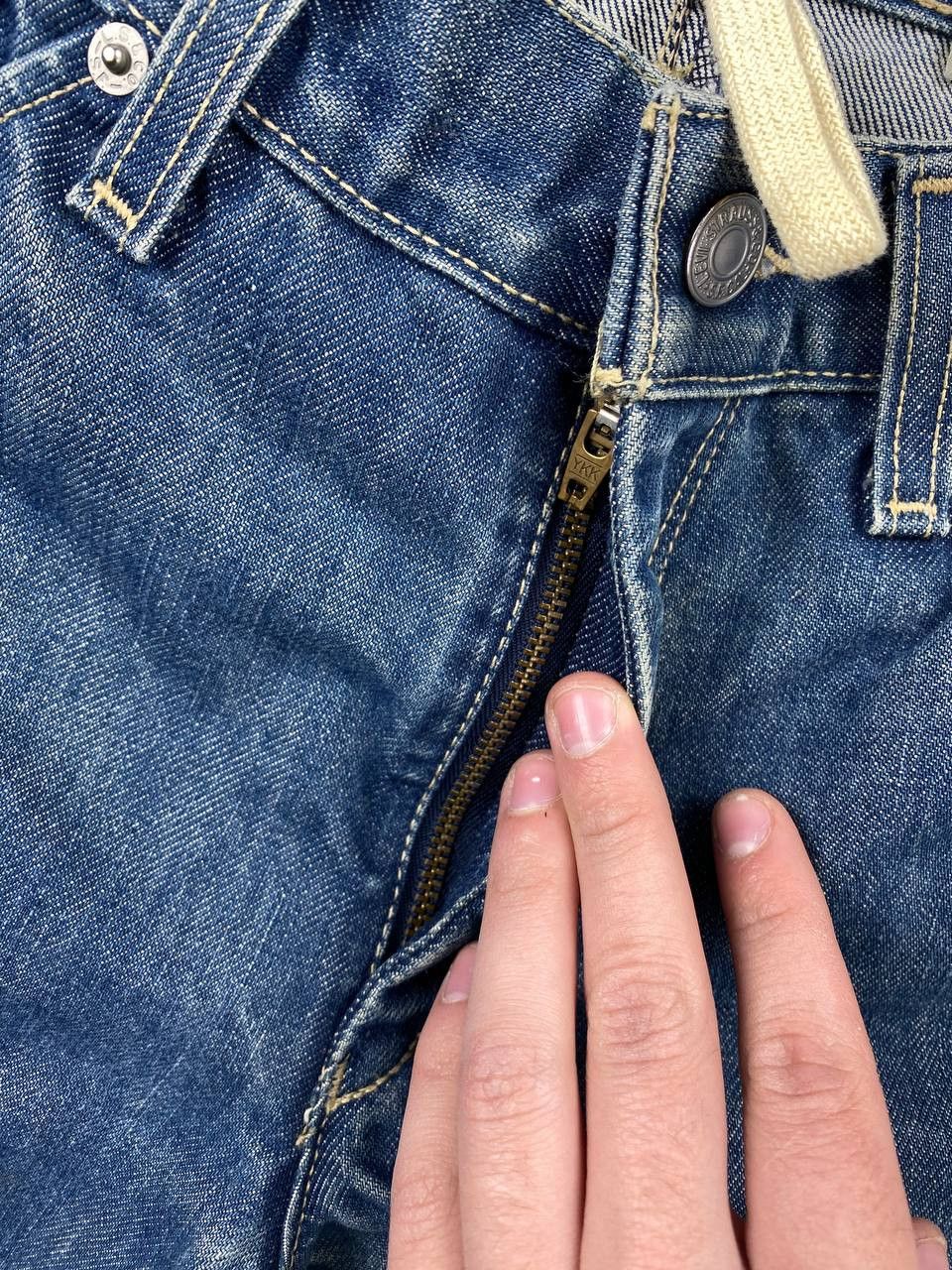 Levi's Vintage Levi’s Denim Engineered Twisted Jeans Japan Y2K Men Size US 30 / EU 46 - 7 Thumbnail