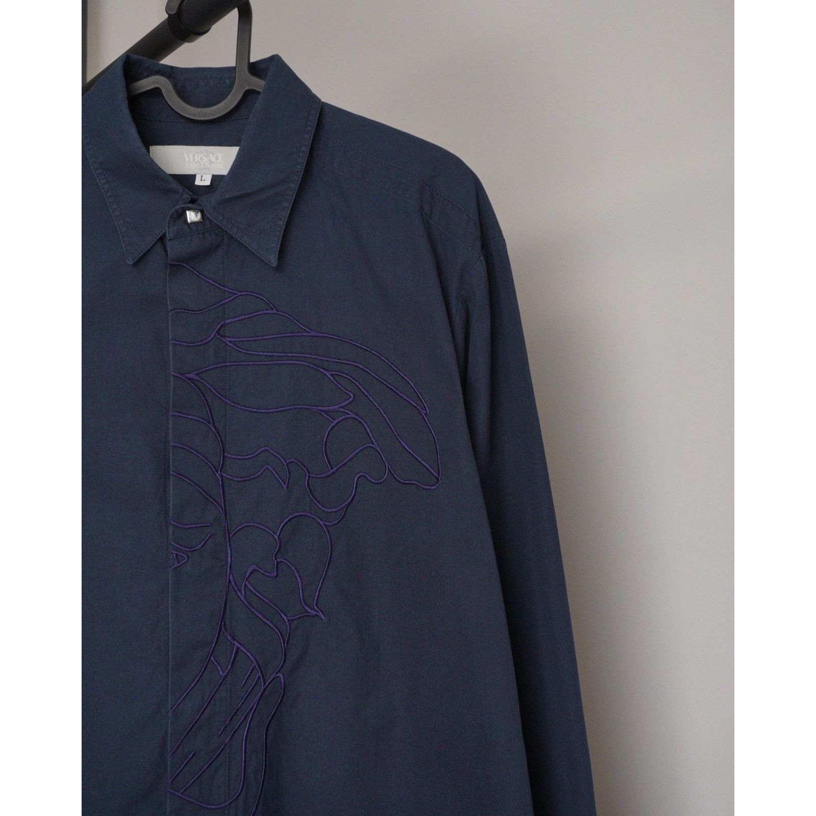Versace Vintage versace classic medusa navy blue shirt Size US L / EU 52-54 / 3 - 2 Thumbnail