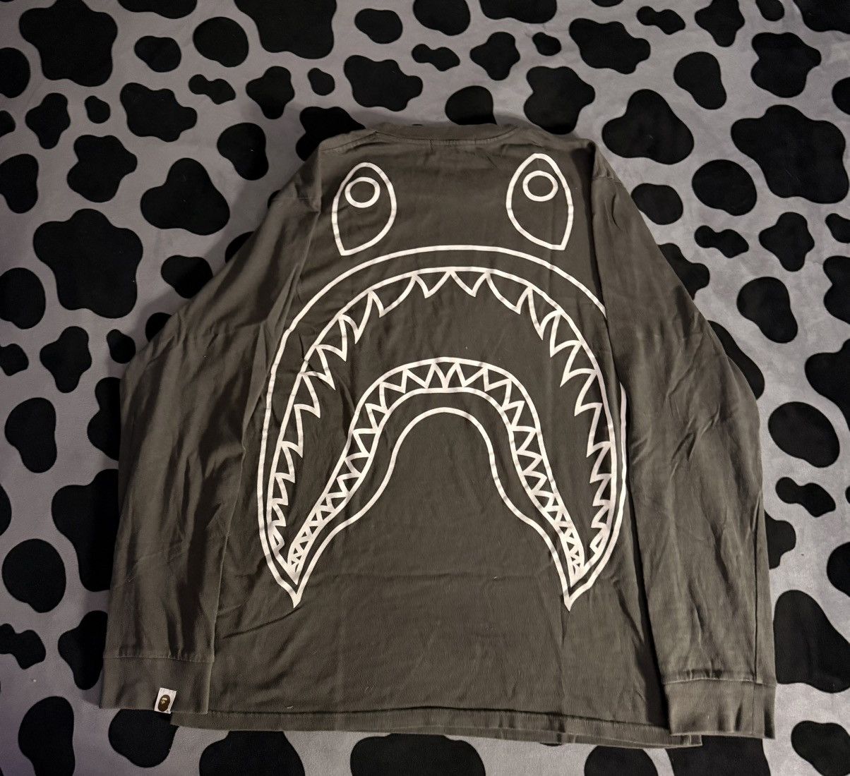 Bape FW13 BAPE Grey WGM Shark Mouth Outline Longsleeve Size US M / EU 48-50 / 2 - 2 Thumbnail