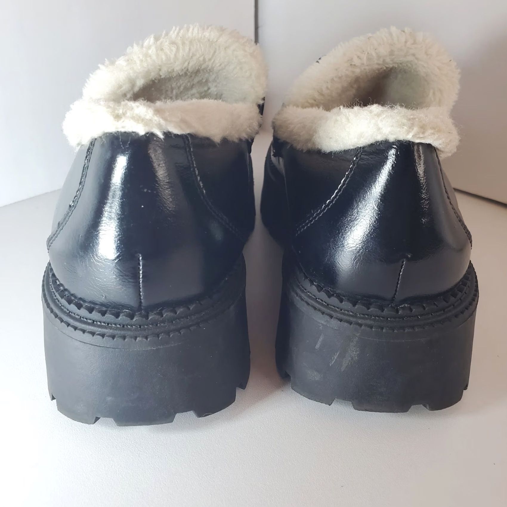 Dolce Vita Dolce Vita Loafer Womens Black Chunky Sole Patent Leather Loafers Size US 9 / IT 39 - 6 Thumbnail