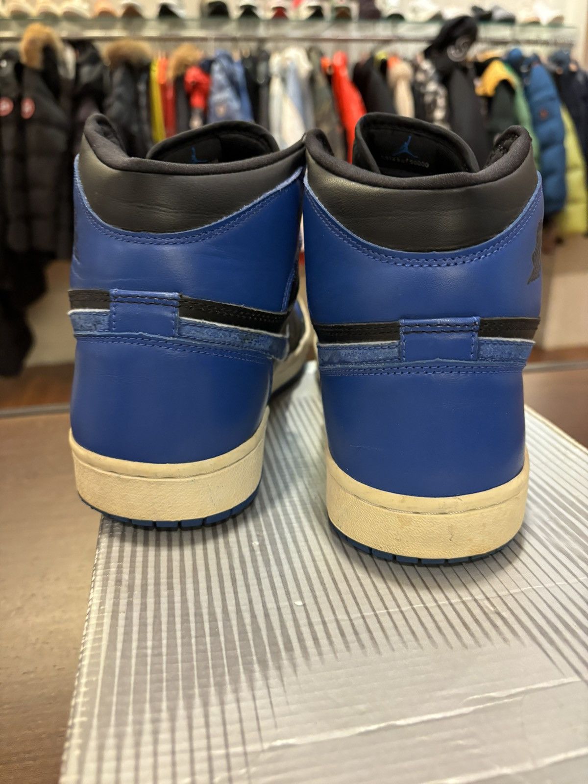 Jordan Brand Jordan 1 Retro 2001 ‘Royal’ (C) Size US 10 / EU 43 - 6 Thumbnail