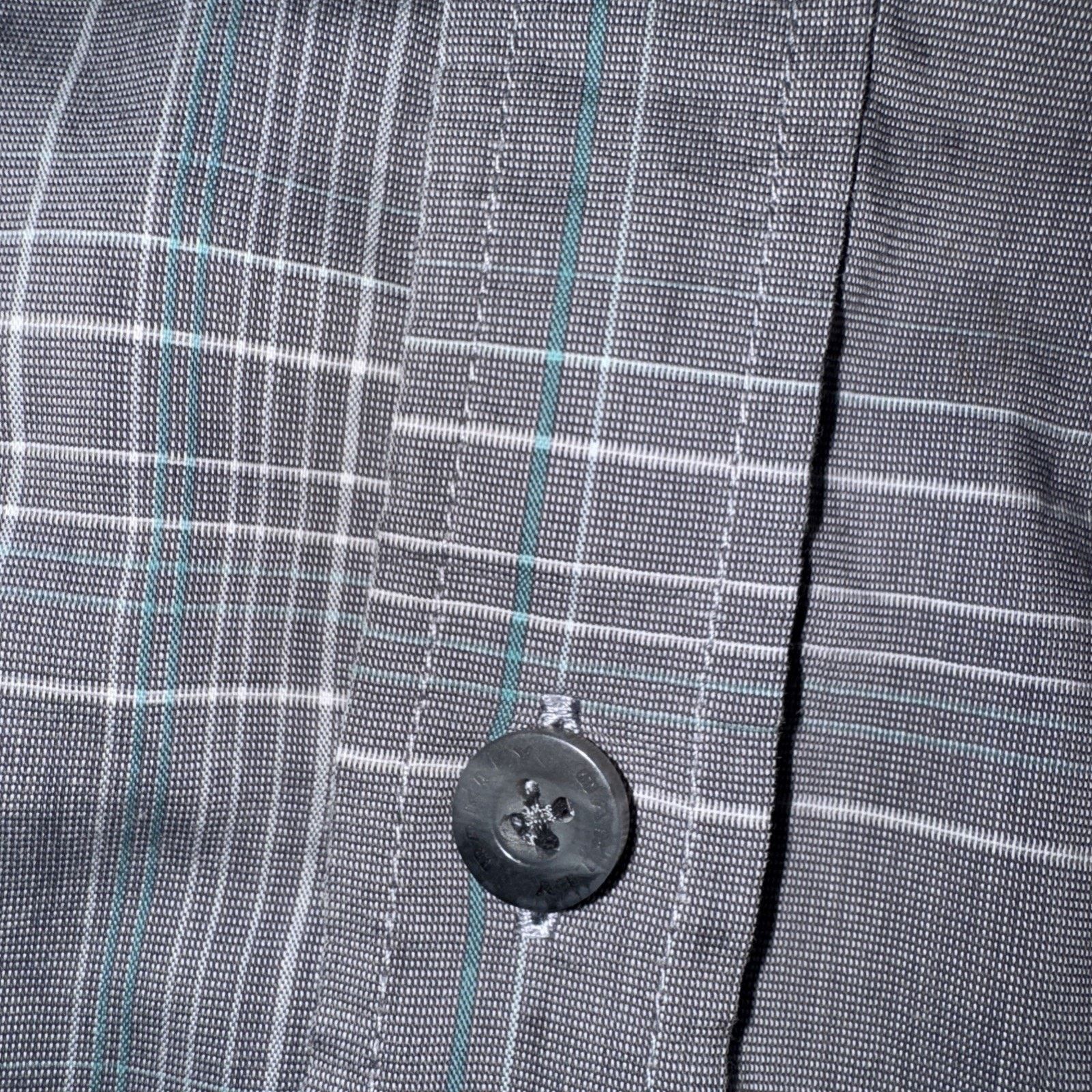Oakley Oakley Long Sleeve Dress Shirt Plaid Gray Large 22x29 Size US L / EU 52-54 / 3 - 3 Thumbnail
