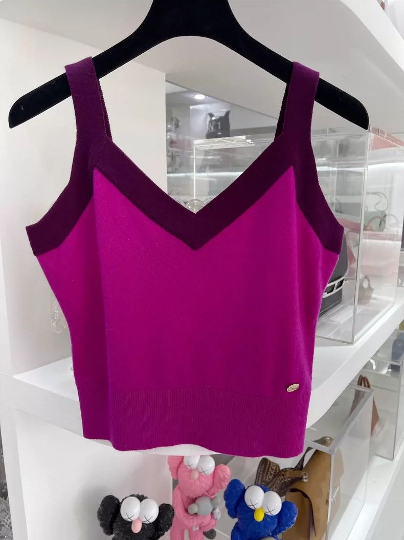 Chanel Chanel 20A Kangpeng Street Show Purple Cashmere Suspender Size XS / US 0-2 / IT 36-38 - 1 Thumbnail