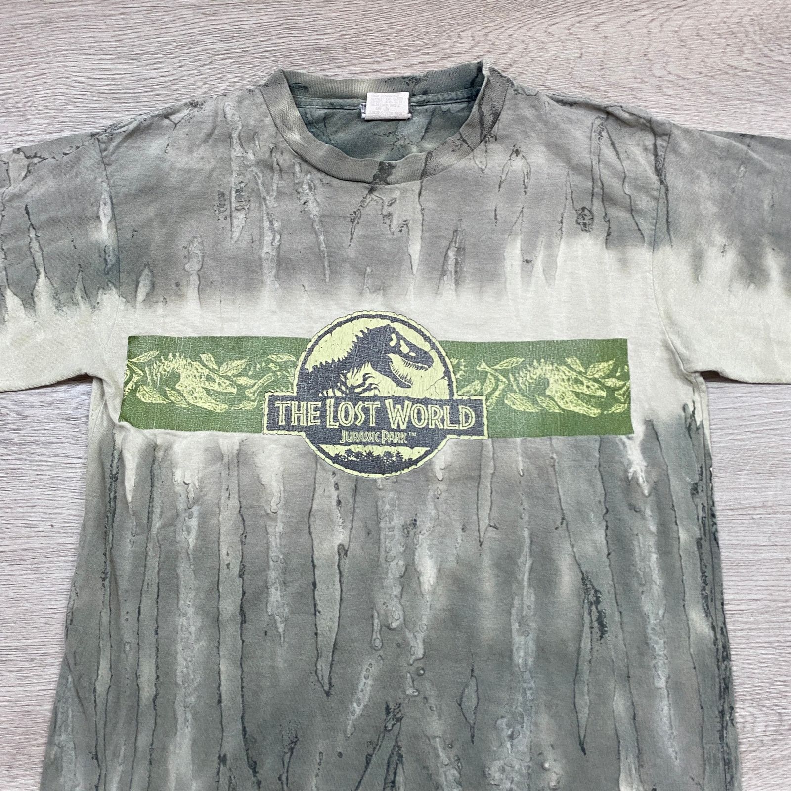 Vintage VTG 90s Jurassic Park The Lost World Tie Dye AOP Shirt Sm Size US S / EU 44-46 / 1 - 2 Thumbnail