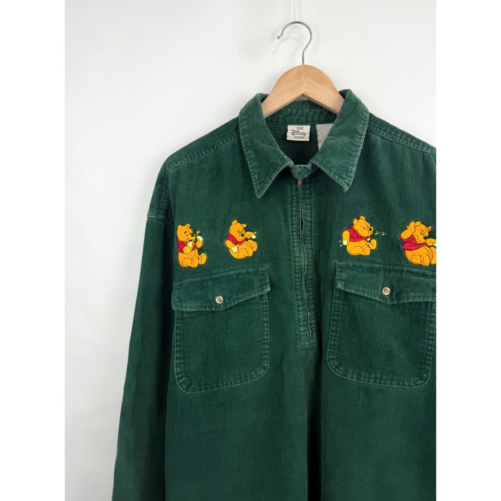 Disney VINTAGE Winnie the Pooh Disney Velvet Sweatshirt Shirt XL/XXL Green 90s Pullover Mens Sweatshirt Size US XL / EU 56 / 4 - 3 Thumbnail