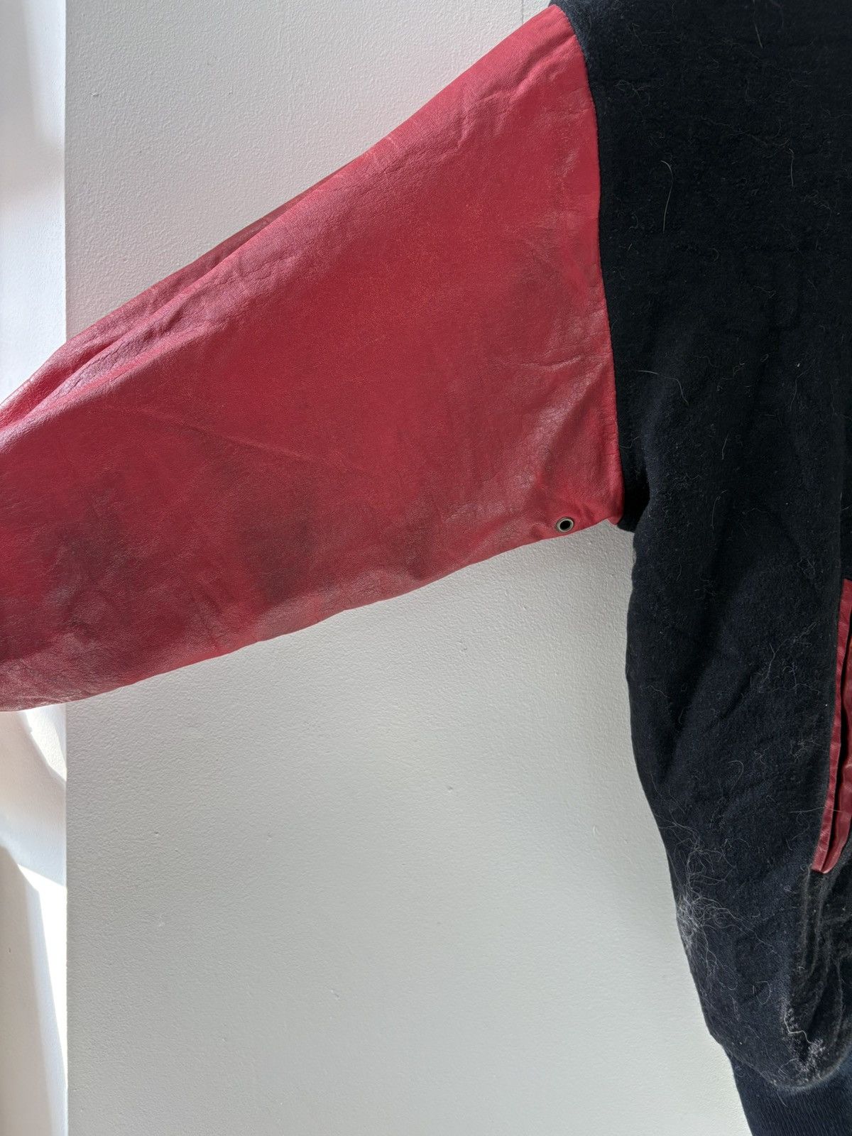Marlboro × Vintage Black and red leather Marlboro varsity jacket Size US L / EU 52-54 / 3 - 5 Thumbnail