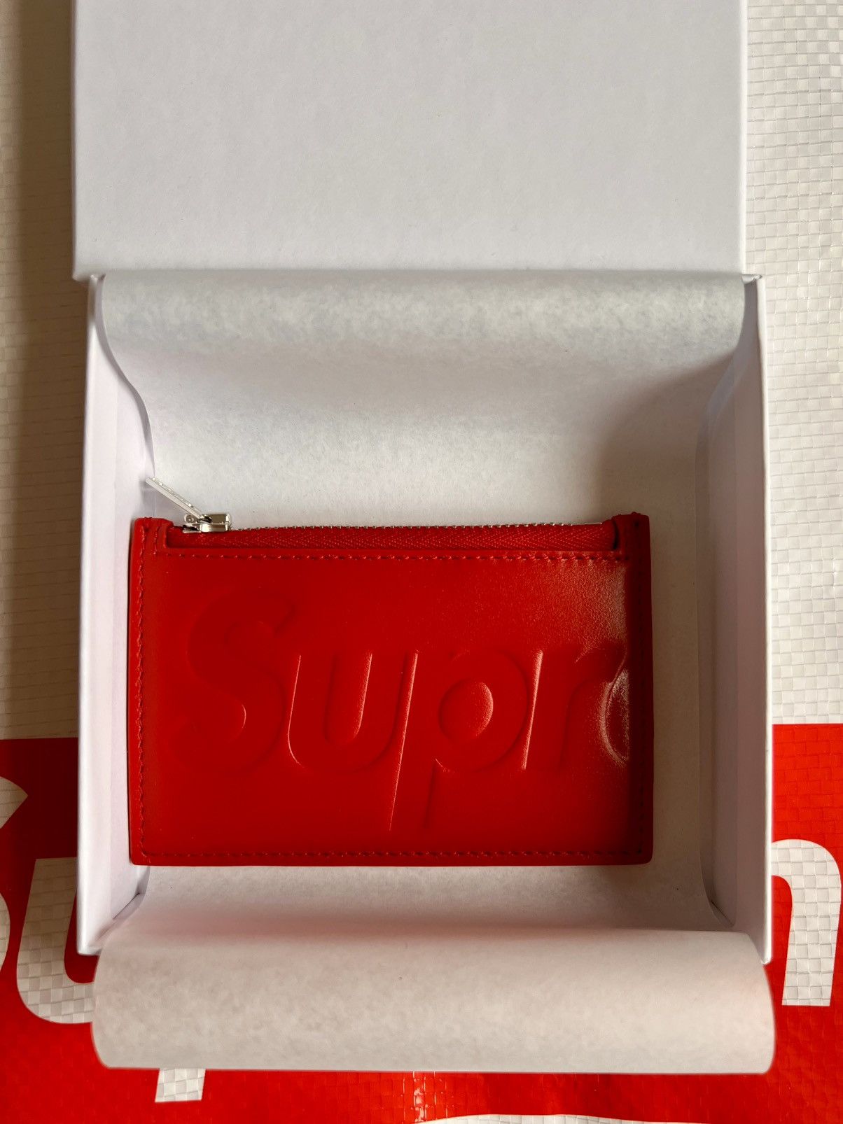 Supreme SUPREME Leather zip card holder Wallet red calfskin logo Size ONE SIZE - 9 Thumbnail