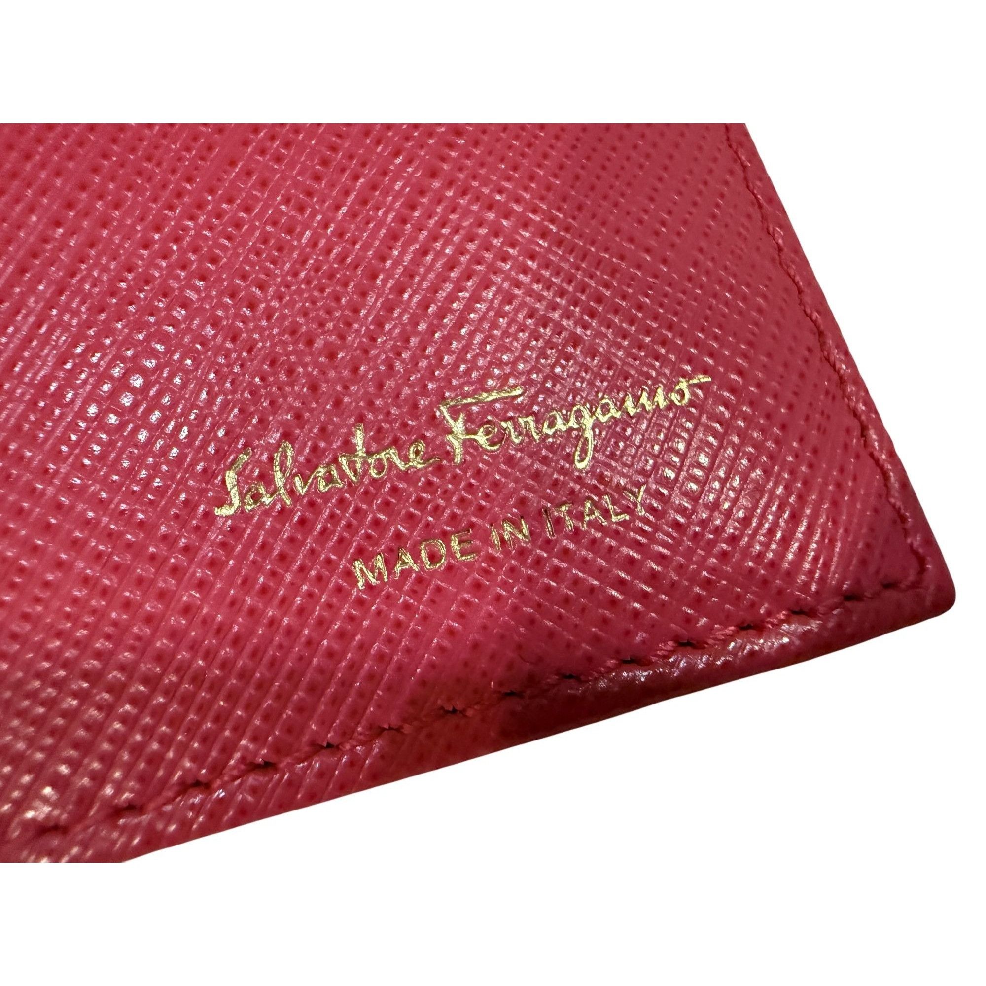 Salvatore Ferragamo Salvatore Ferragamo Pink Leather Chain Strap Clutch With Gol Size ONE SIZE - 4 Thumbnail
