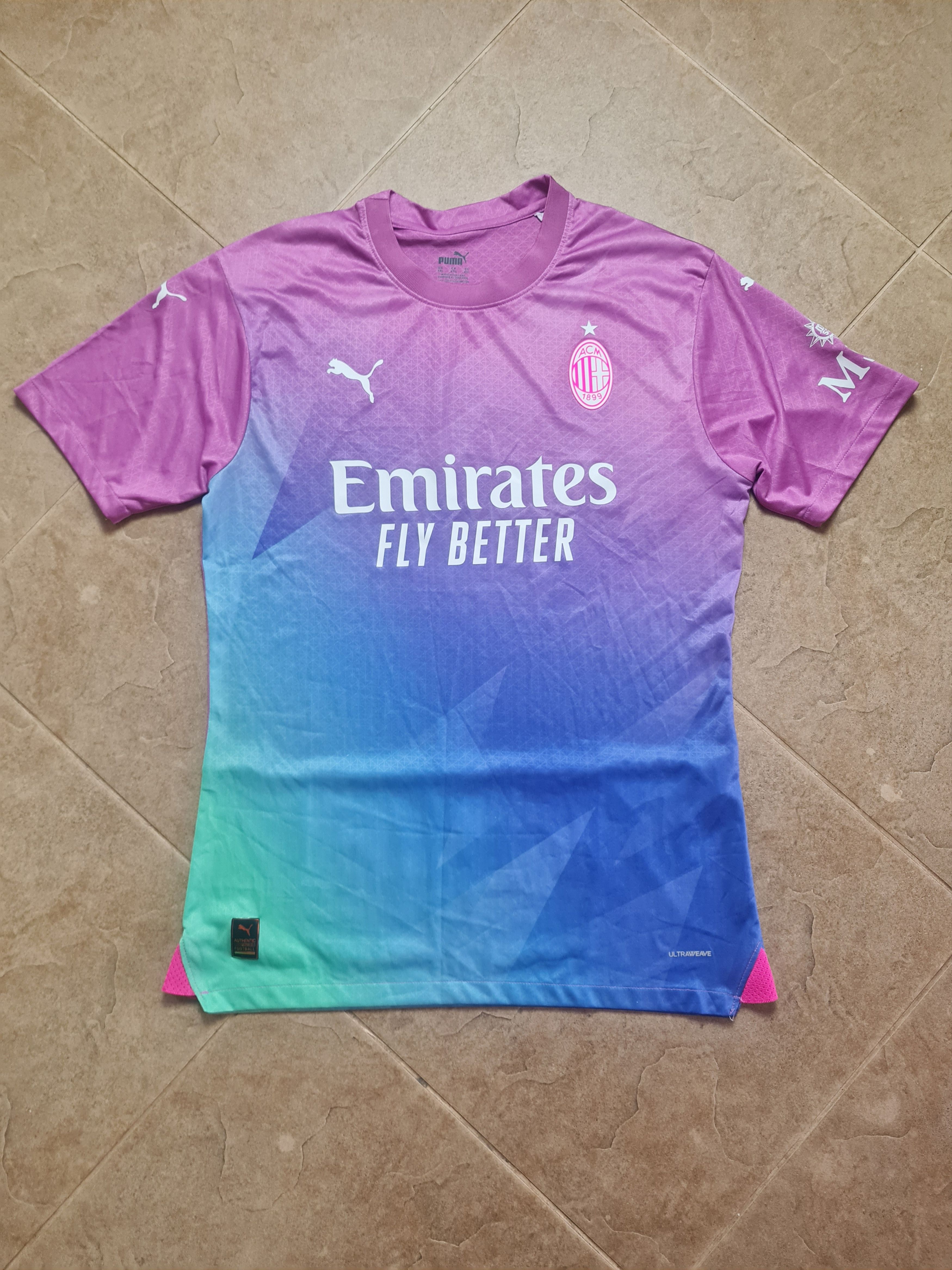 Puma Football T-shirts Men's Jersey Puma AC MILAN JERSEY Soocer Size US XL / EU 56 / 4 - 15 Thumbnail