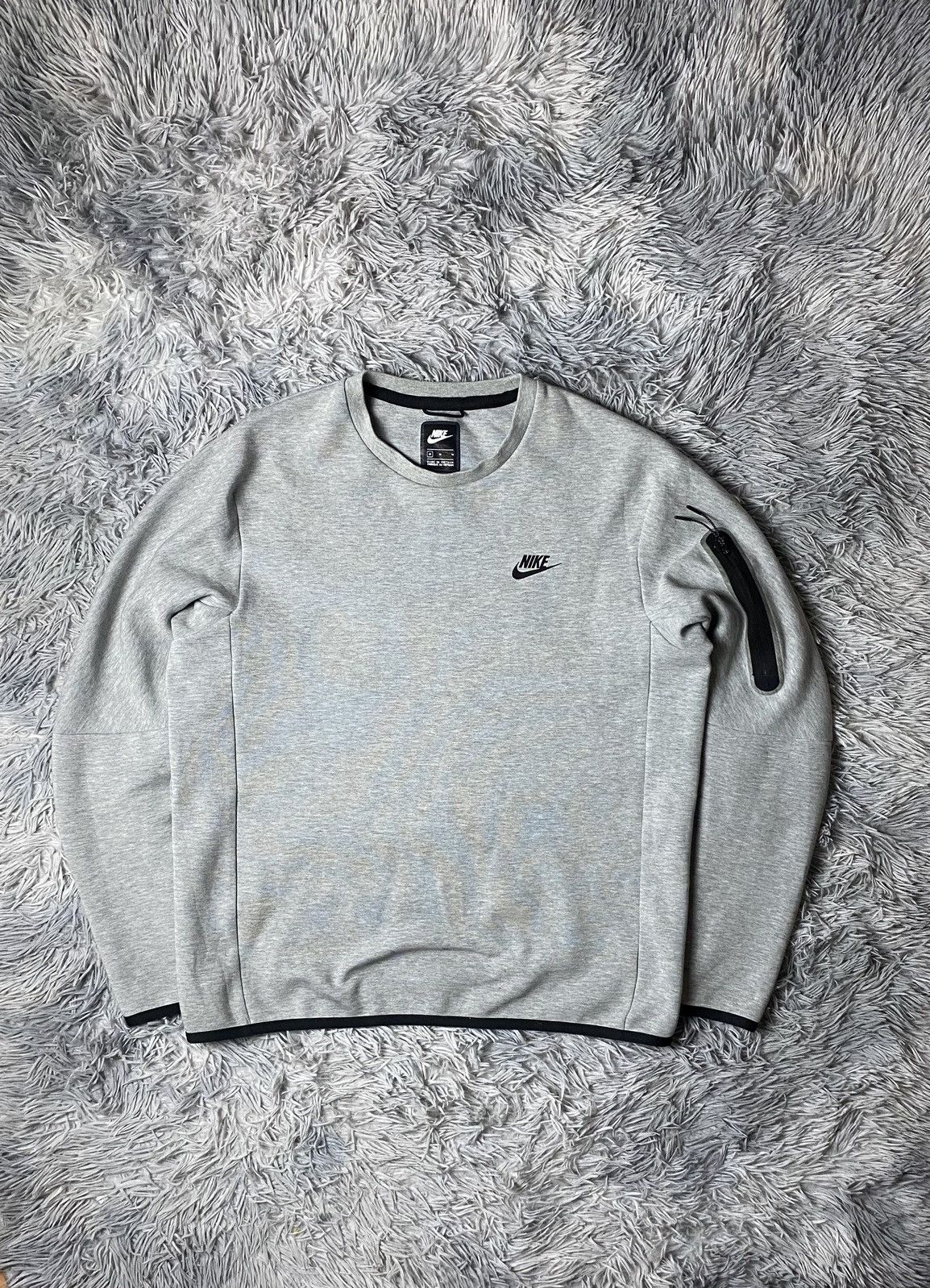 Nike × Vintage Vintage Nike Tech Fleece Crewneck Basic Sweatshirt Size US M / EU 48-50 / 2 - 1 Thumbnail