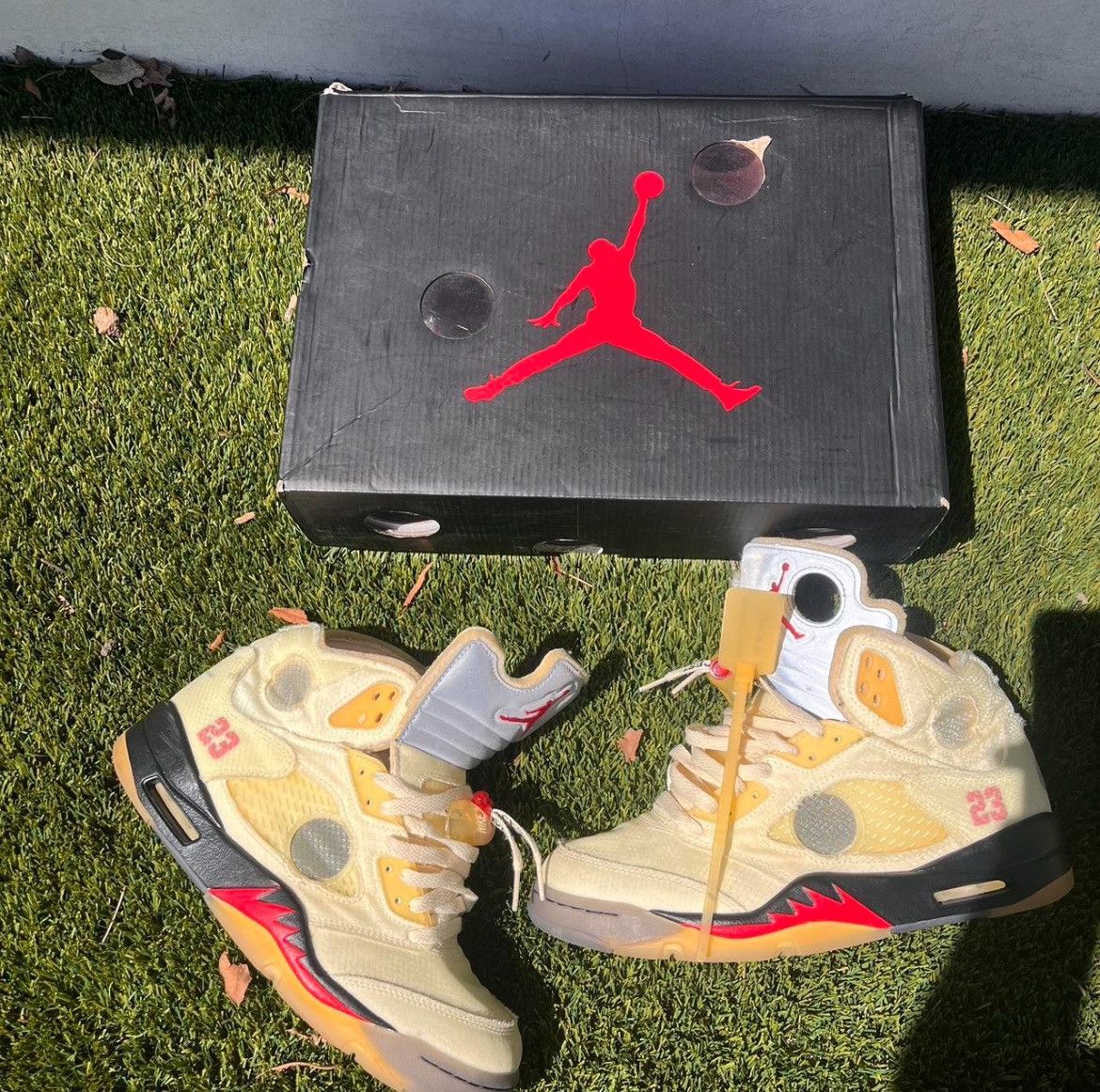 Jordan Brand Jordan Offwhite 5 ‘Sail’ Size US 9 / EU 42 - 1 Thumbnail