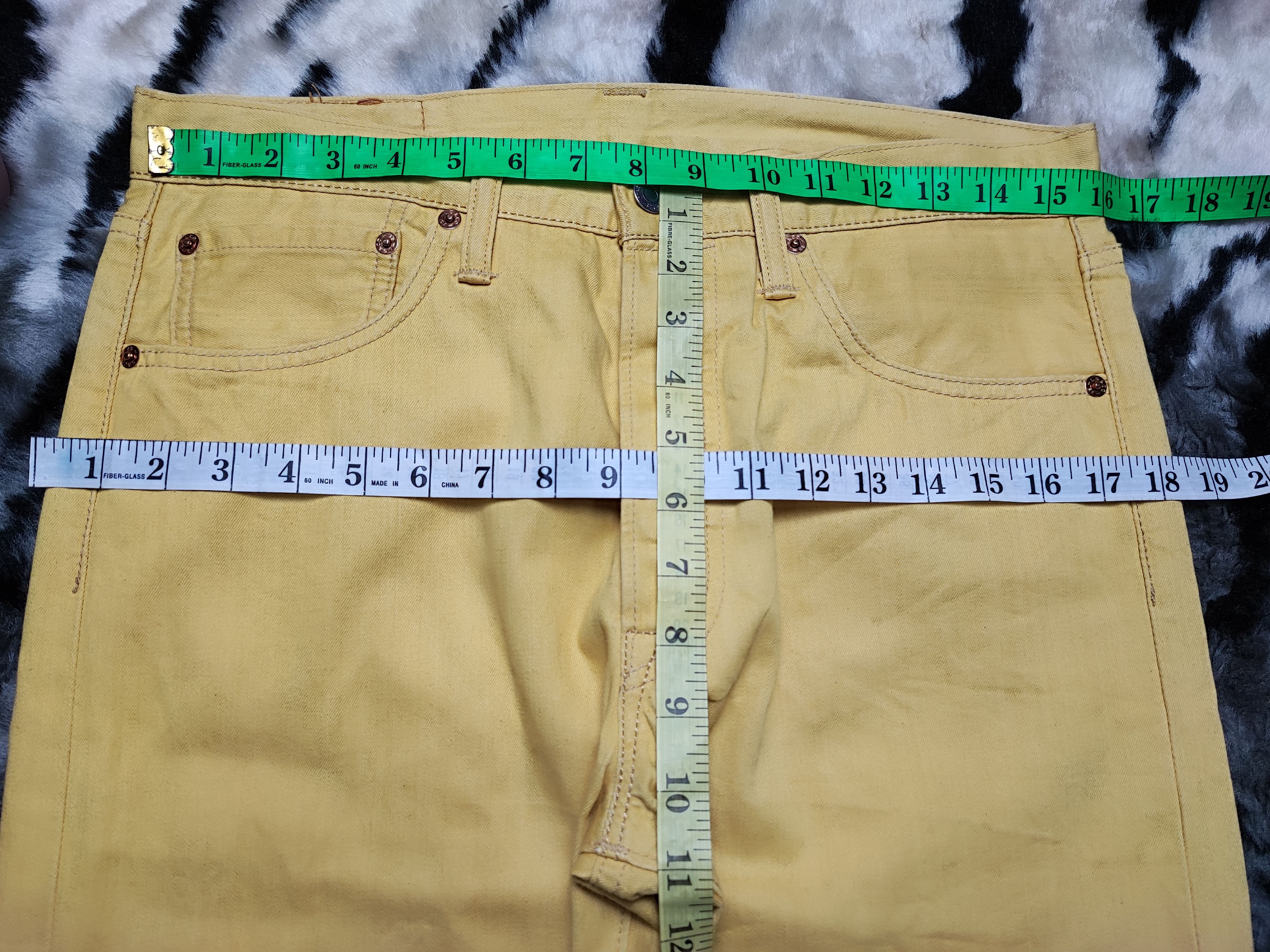 Levi's Levi’s 501 Button Fly Yellow Jeans Straight Cut Size US 31 - 7 Thumbnail