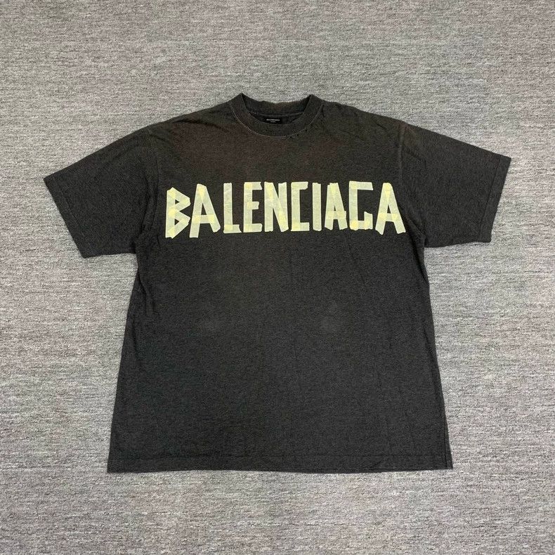 Other Balenciaga Black wash-made used tape textured paper short Size US L / EU 52-54 / 3 - 1 Thumbnail