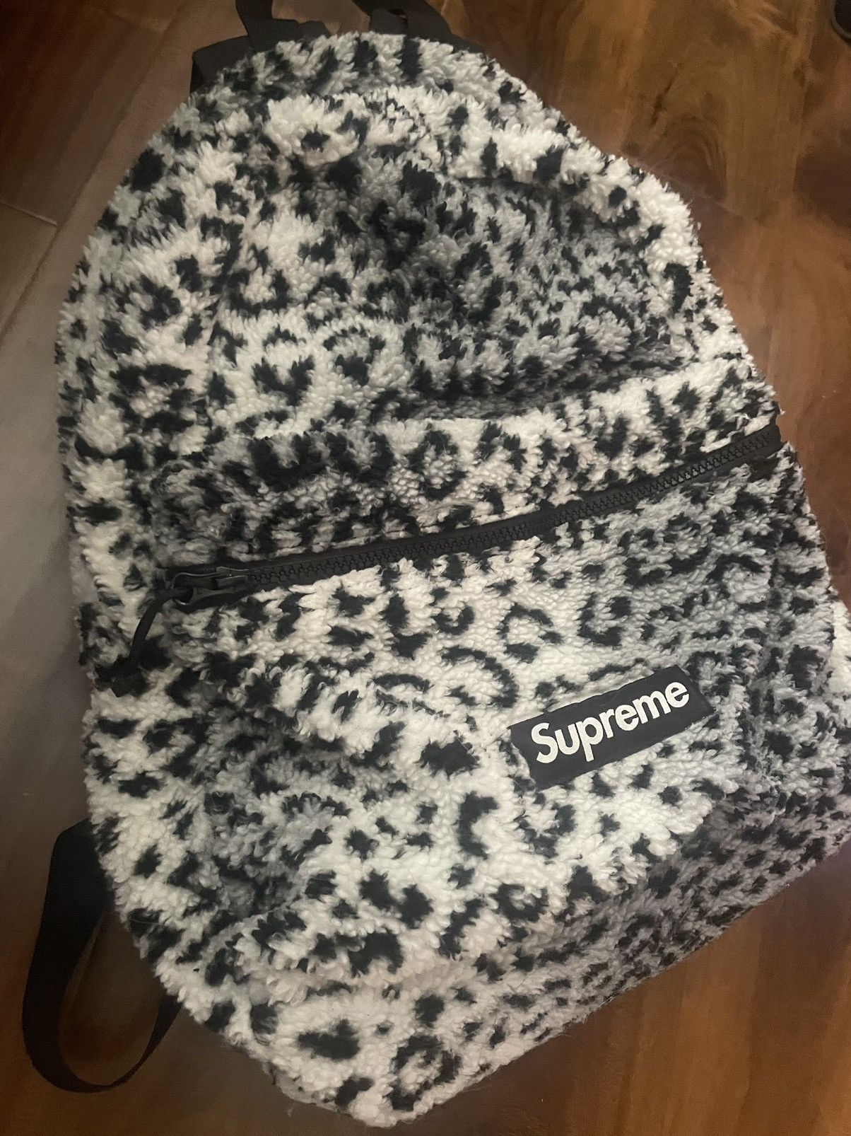 Japanese Brand × Streetwear × Supreme RARE Supreme White Leopard