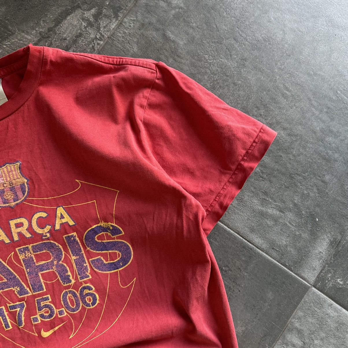 Nike × Vintage Vintage Nike Barca Paris T-shirts Big Logo 2006 Y2K USA Size US L / EU 52-54 / 3 - 8 Thumbnail
