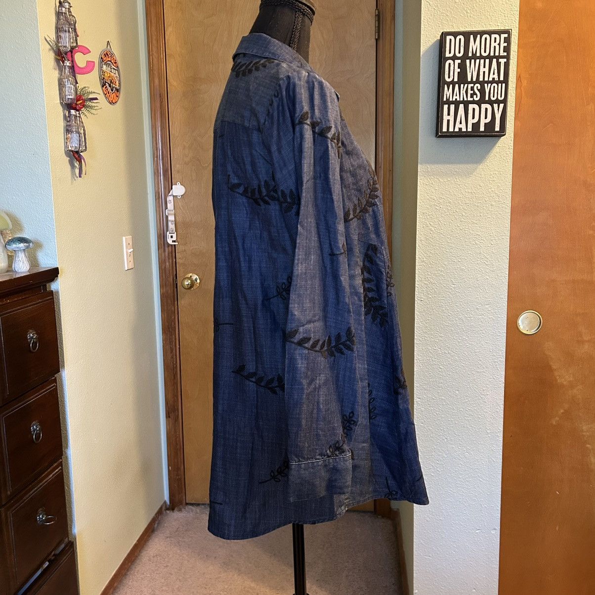 Soft Surroundings Soft Surroundings blue chambray papyrus embroidered S Size S / US 4 / IT 40 - 2 Thumbnail