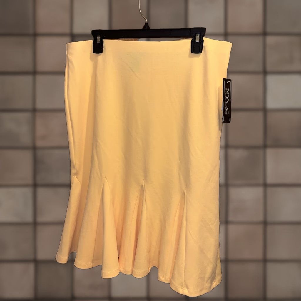 CO NYCC Skirt Women Large Yellow Ruffle Style NWT Womens Size 36" / US 14 / IT 50 - 1 Thumbnail