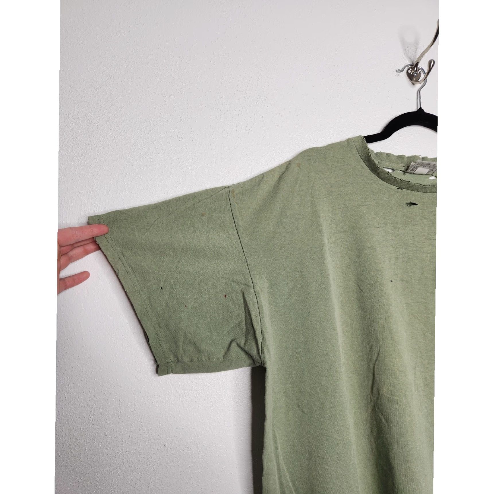 Nike VINTAGE Nike Shirt Distressed Grunge Swoosh Green Nature Thrashed XL Unisex Adults Size US XL / EU 56 / 4 - 3 Thumbnail