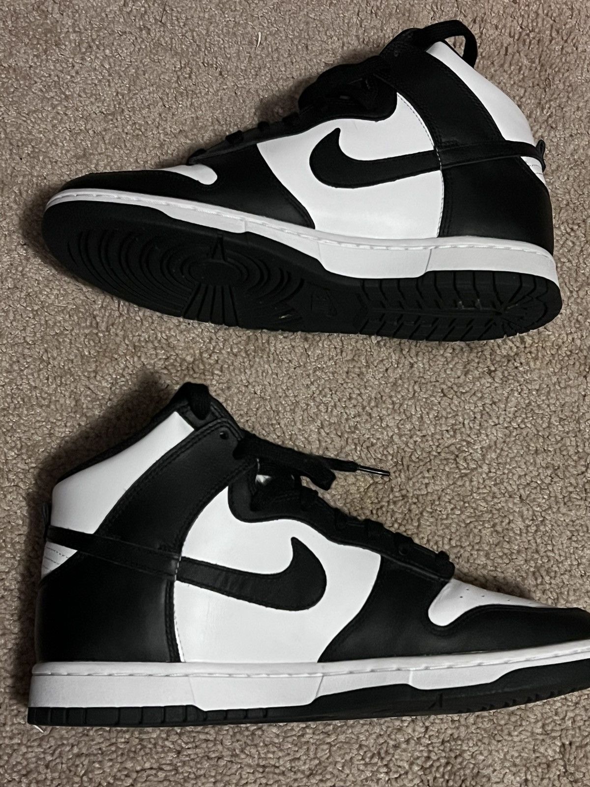 Nike Nike Dunk Black and White Size US 10 / EU 43 - 2 Thumbnail