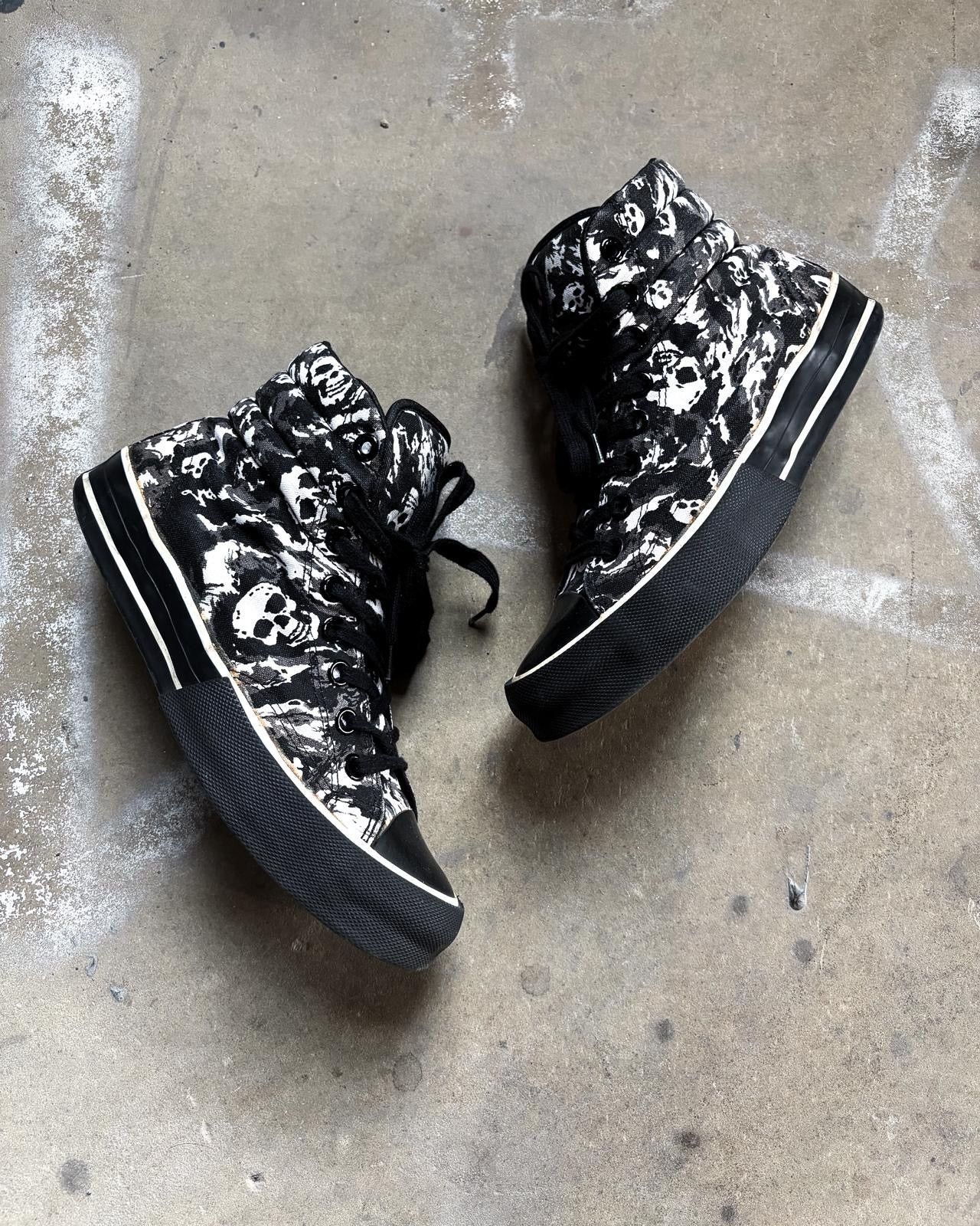 Number (N)ine S/S01 SKULL HIGH TOP CONVERSE Size US 7.5 / EU 40-41 - 3 Thumbnail