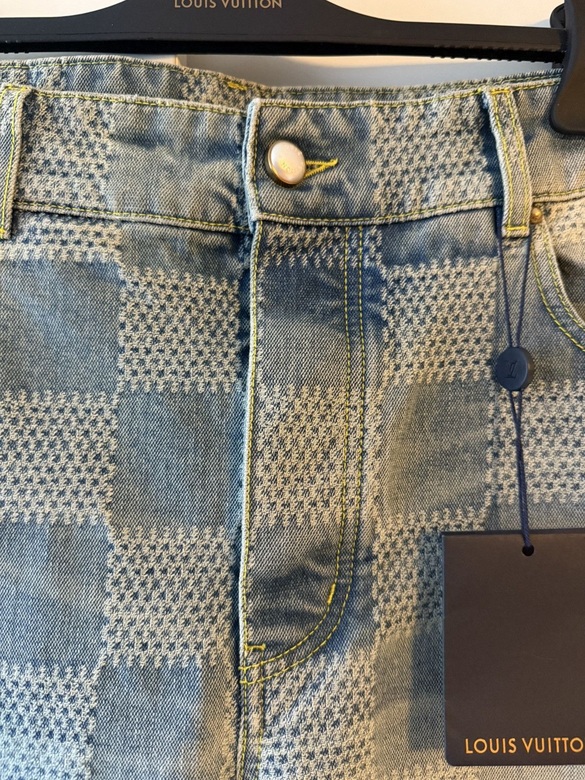Louis Vuitton Louis Vuitton Damier Denim Skate Pants Size US 33 - 1 Thumbnail