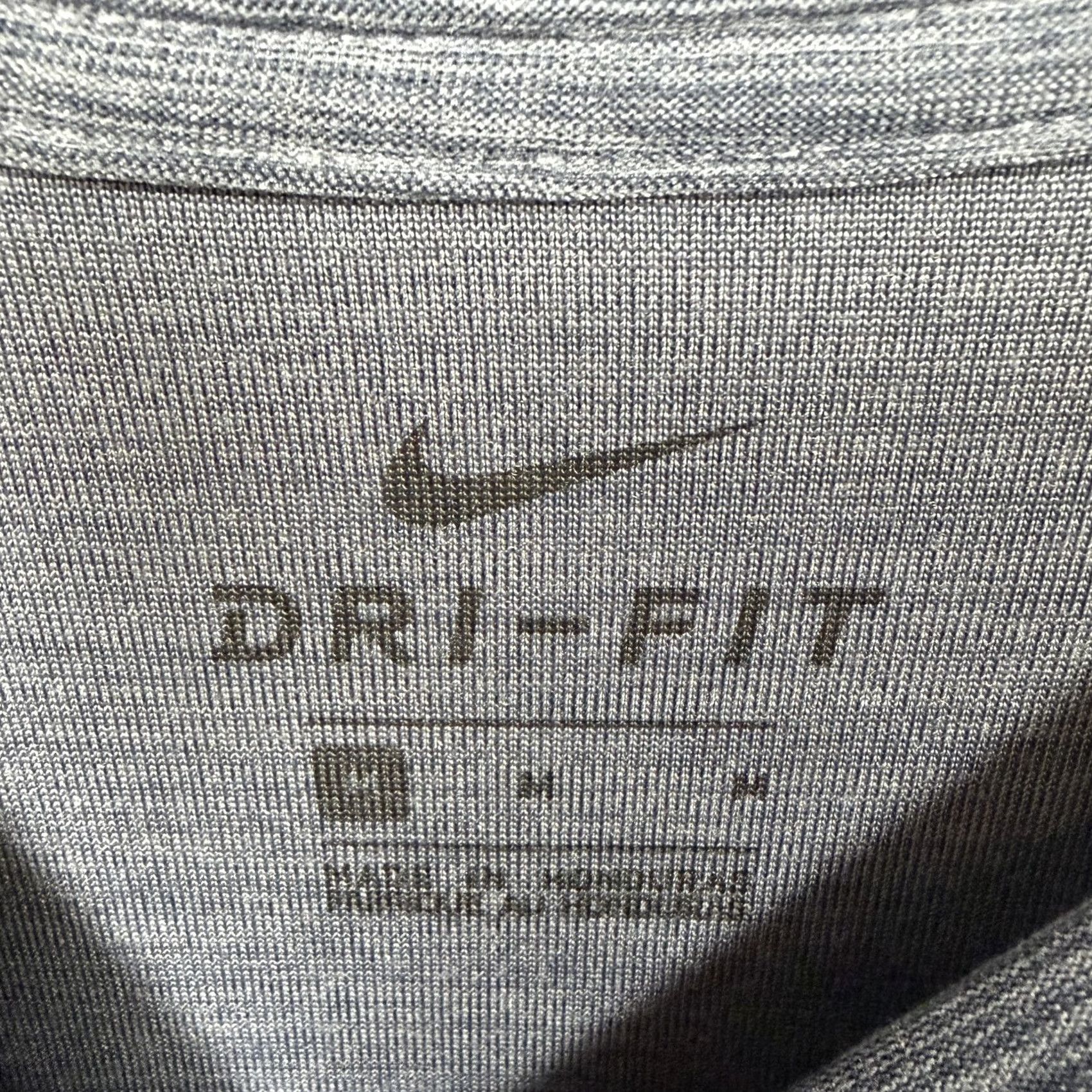Nike Nike Dri-FIT Shirt Mens Medium Blue Short Sleeve Athletic Training Performance Shirt Size US M / EU 48-50 / 2 - 4 Thumbnail