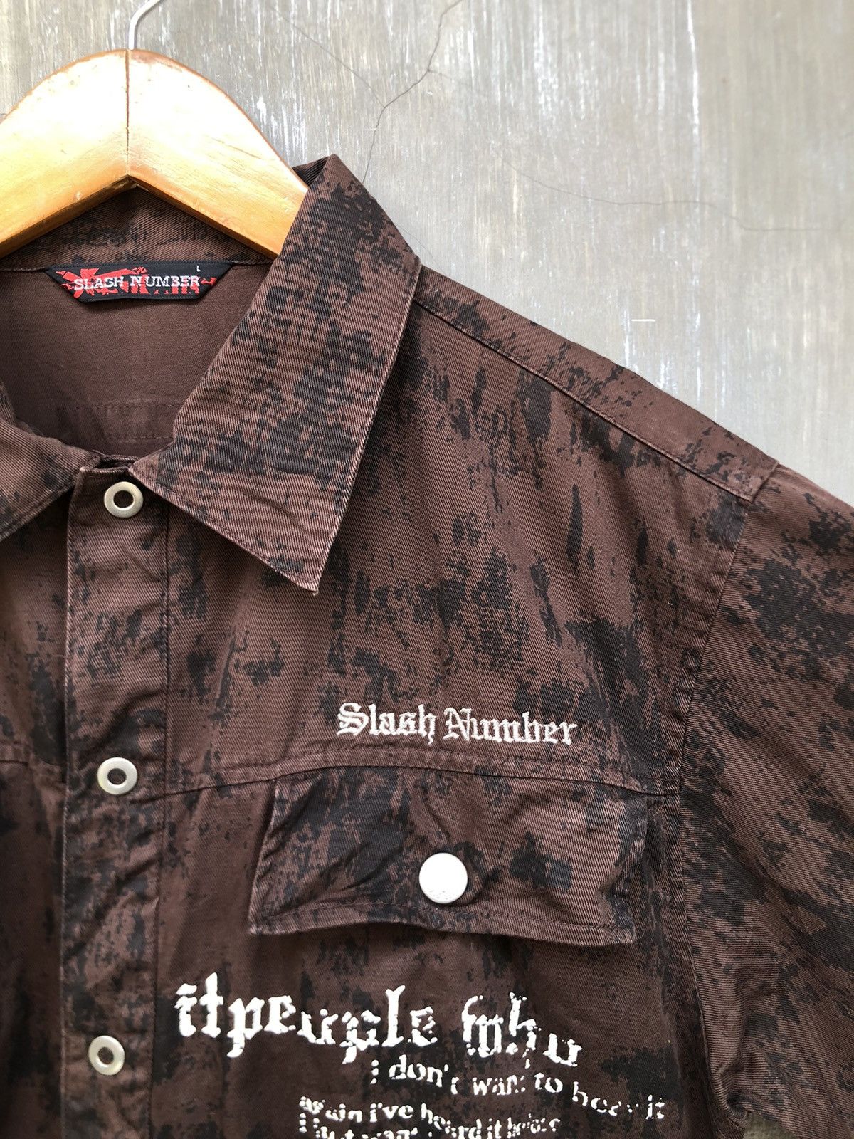 If Six Was Nine × Japanese Brand × Le Grande Bleu (L.G.B.) Y2K Slash Number Poem Button Up Shirt Size US L / EU 52-54 / 3 - 6 Thumbnail