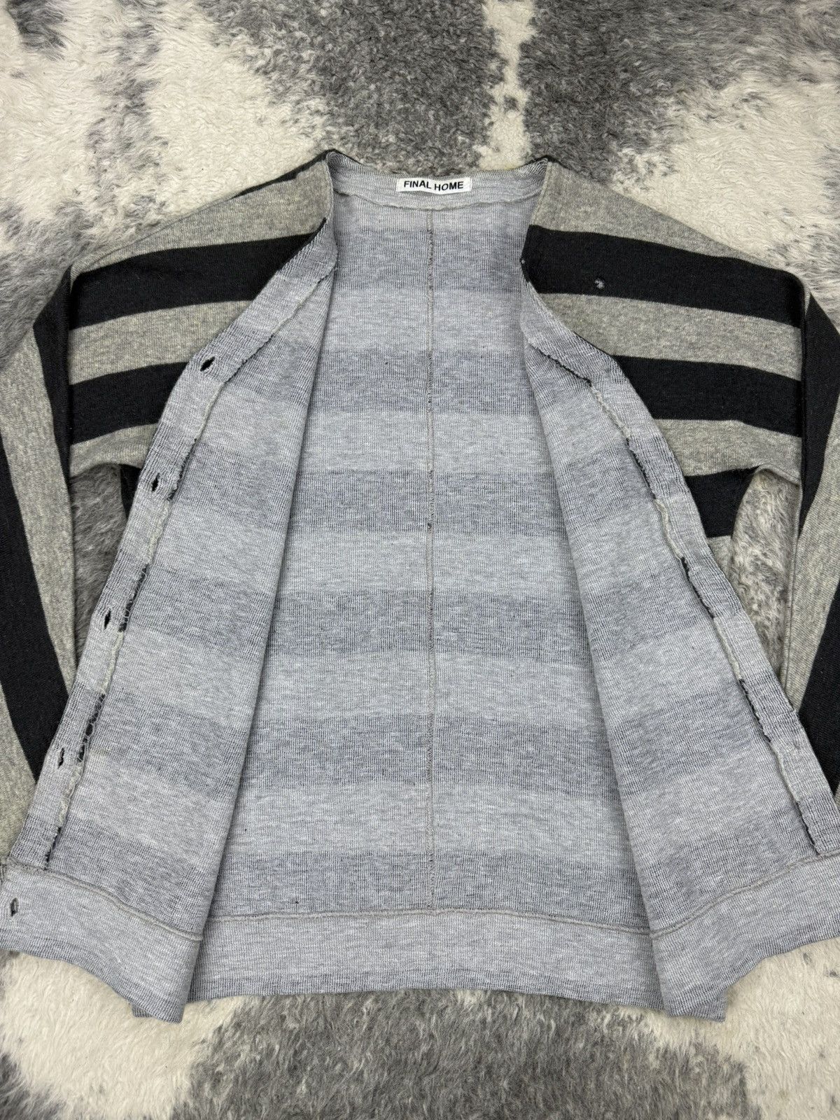 Final Home 90’s RARE Issey Miyake FINAL HOME "Prison Stripes" Cardigan Size US S / EU 44-46 / 1 - 13 Thumbnail
