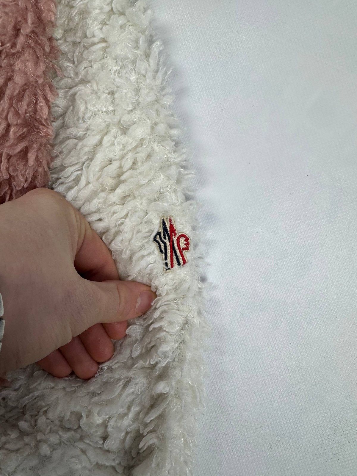 Moncler Moncler Grenoble Kids Sherpa Fleece Hoodie Jacket Size XS / US 0-2 / IT 36-38 - 4 Thumbnail