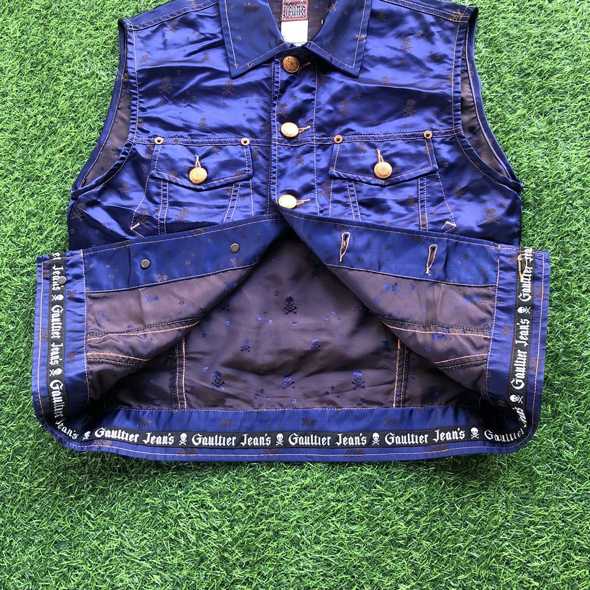 Designer × Jean Paul Gaultier Jean Paul Gaultier Skull Satin Vest Size US M / EU 48-50 / 2 - 7 Thumbnail