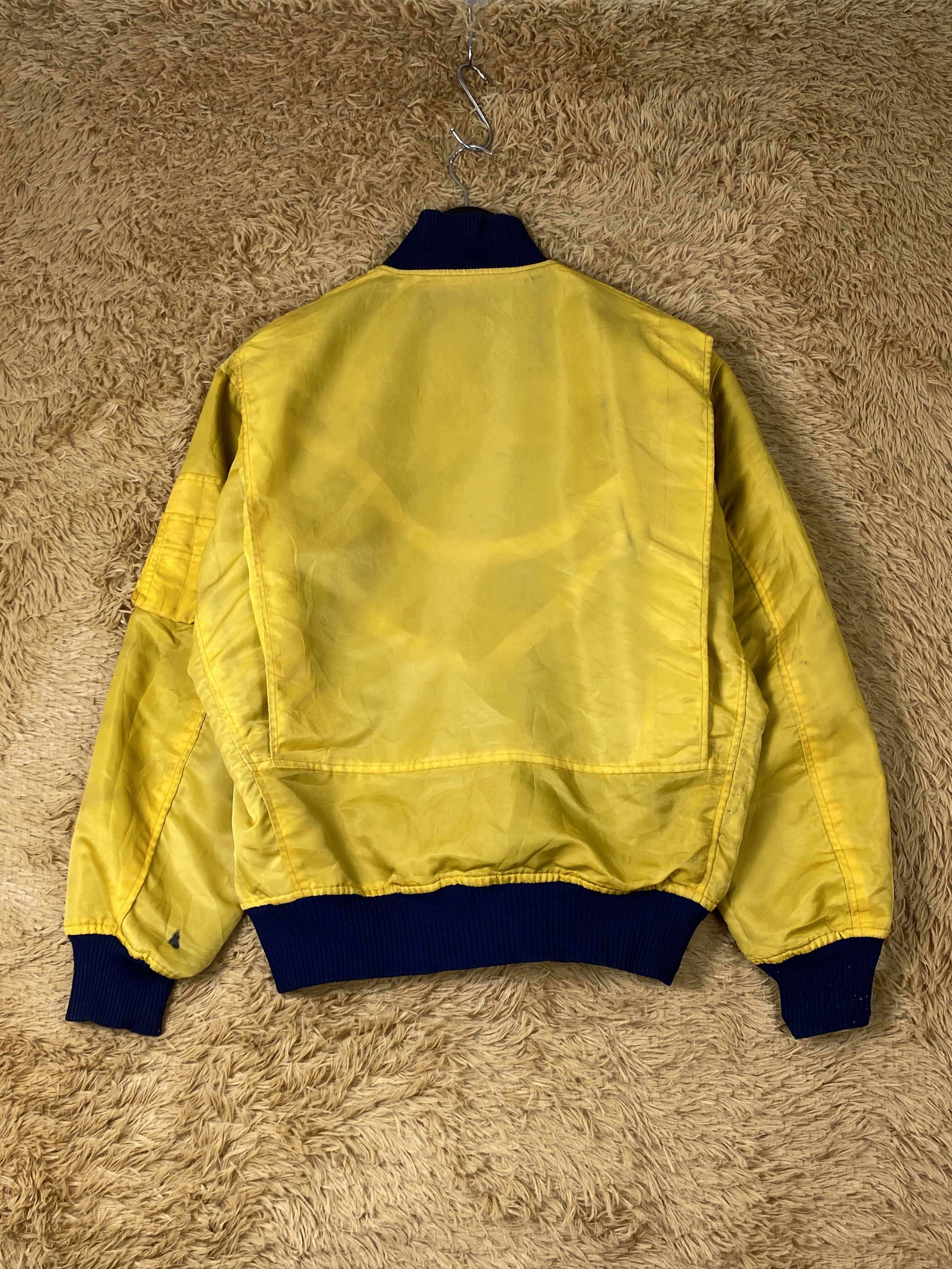 Japanese Brand Vintage Japanese Brand Reversible Bombers Jacket J1878 Size US S / EU 44-46 / 1 - 7 Thumbnail