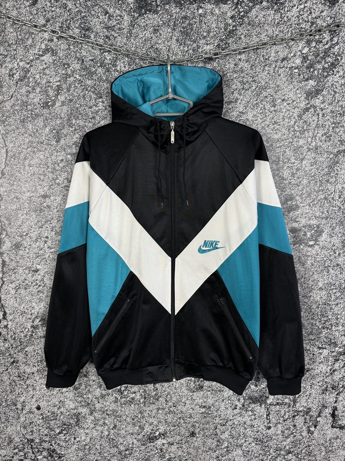 Nike Vintage 90s Nike USA Zip Up Hoodie Beaverton Oregon Size M Size US M / EU 48-50 / 2 - 2 Thumbnail