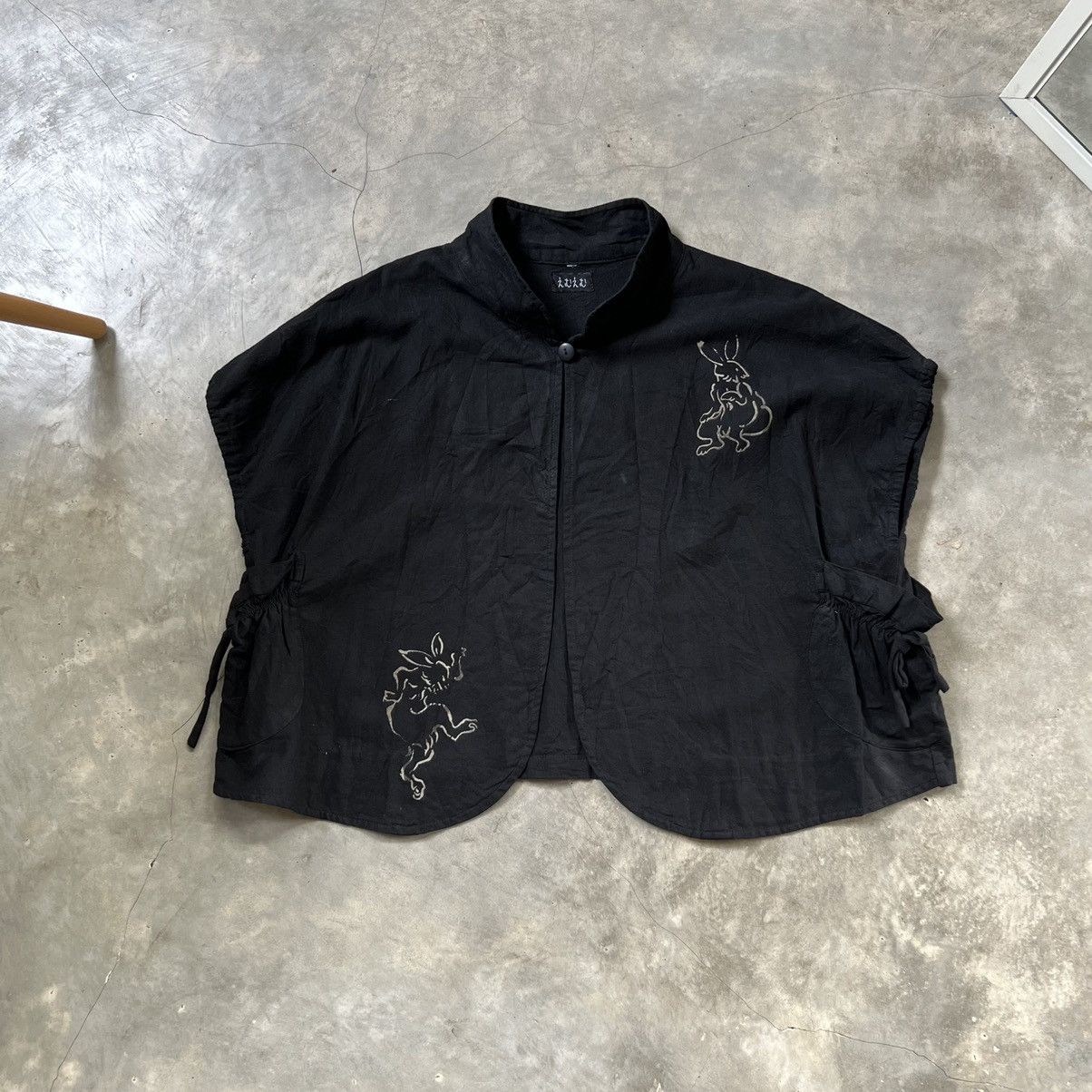 Japanese Brand Emmmm outer oversize crop cape canvas Size ONE SIZE - 1 Thumbnail