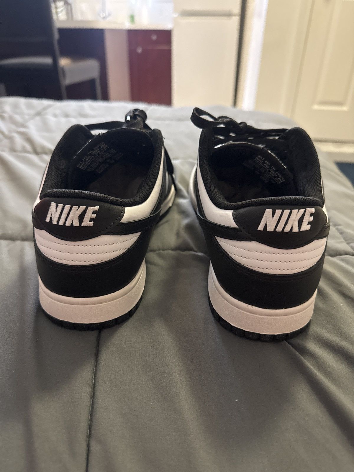 Nike Nike Dunk Low Panda Size US 10.5 / EU 43-44 - 4 Thumbnail