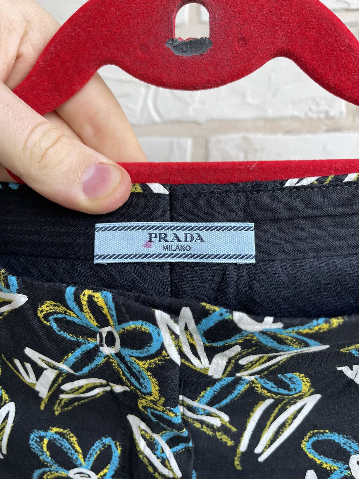 Prada Prada floral women’s pants size 42 Size 28" / US 6 / IT 42 - 6 Thumbnail