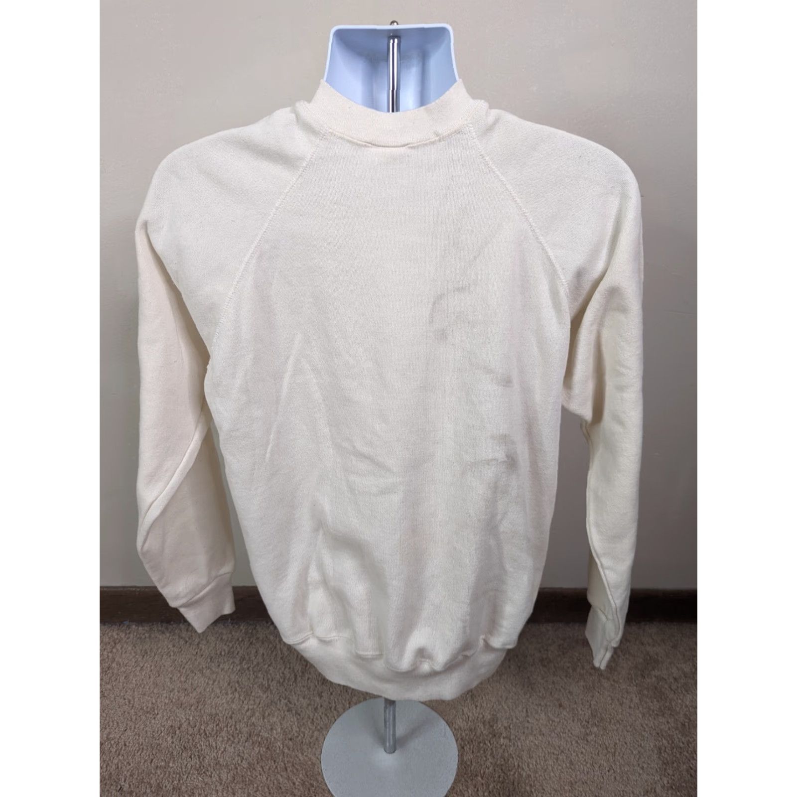 Tultex VINTAGE Tultex Sweatshirt Raglan 80s USA Made Crew Neck Long Sleeve White M Men Pullover Flawed Size US M / EU 48-50 / 2 - 3 Thumbnail