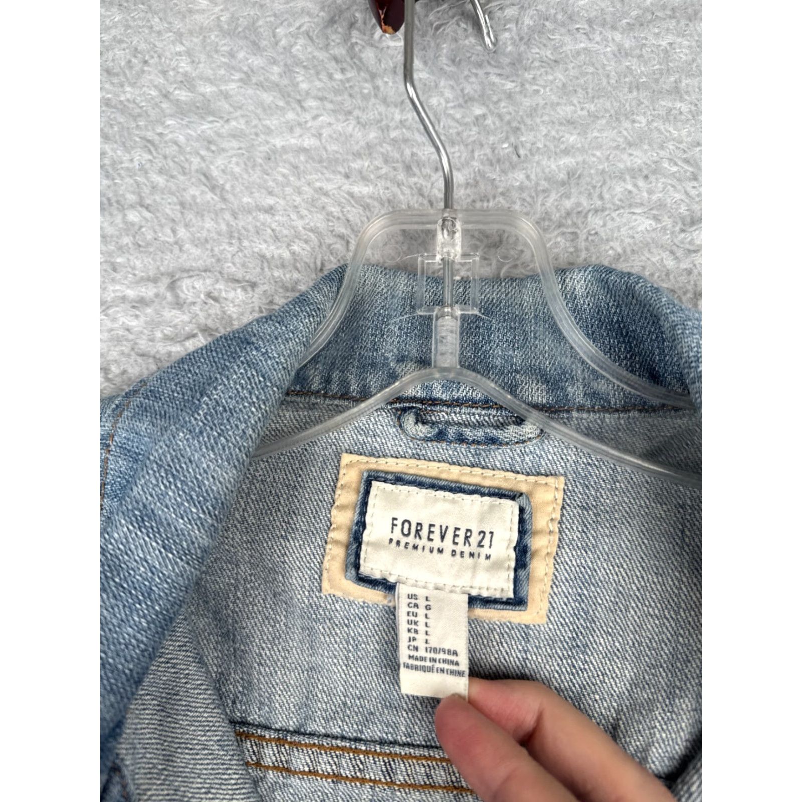 Forever 21 FOREVER 21 Denim Jacket Women's Large Blue Crop Button Up Classic 80s-90s Size 36" / US 14 / IT 50 - 6 Thumbnail