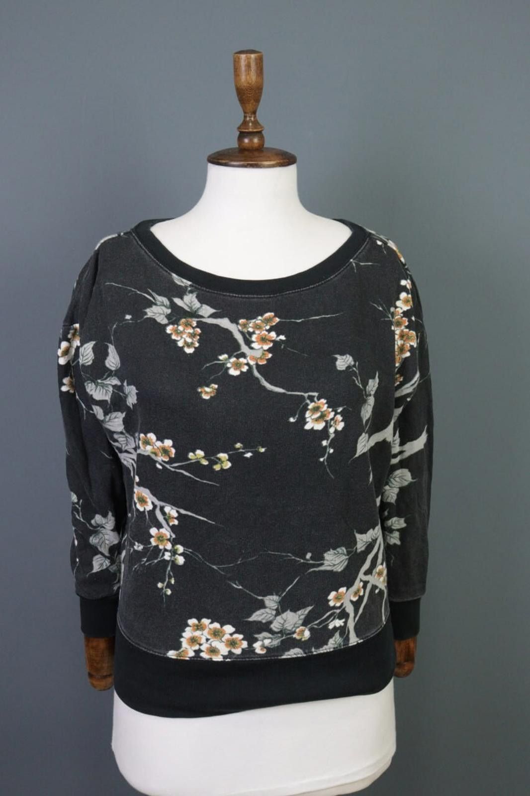 Denim & Supply Ralph Lauren Denim & Supply Ralph Lauren Gray Floral Knit Sweater Size XS Size XS / US 0-2 / IT 36-38 - 1 Thumbnail