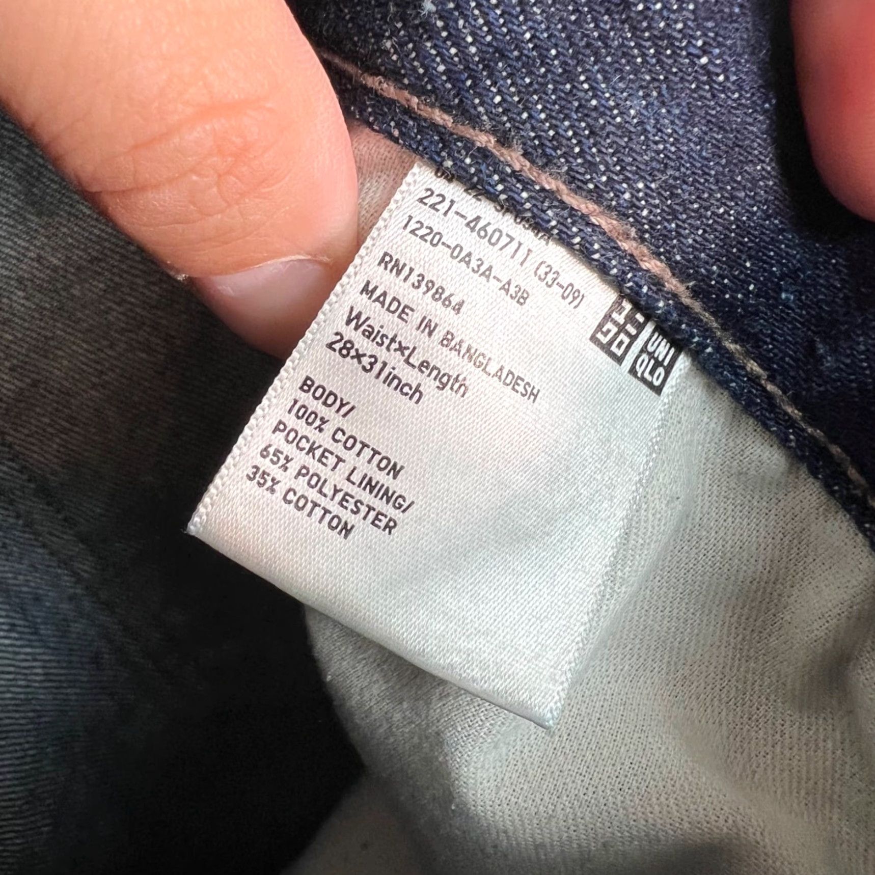 Uniqlo Uniqlo Jeans Mens 28 x 31 Blue Dark Wash Denim Straight Leg 5-Pocket Regular Cotton Blend 32x30 Vintage No N/A Size US 28 / EU 44 - 4 Thumbnail