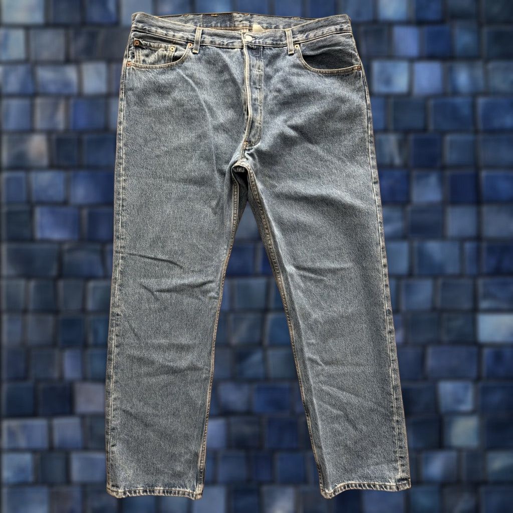 Levi's Levi's 501 Jeans Mens Regular Fit 40x29.5 Denim Blue Button Fly Vintage 90s Style City Hip Hop Logo Size US 40 / EU 56 - 1 Thumbnail