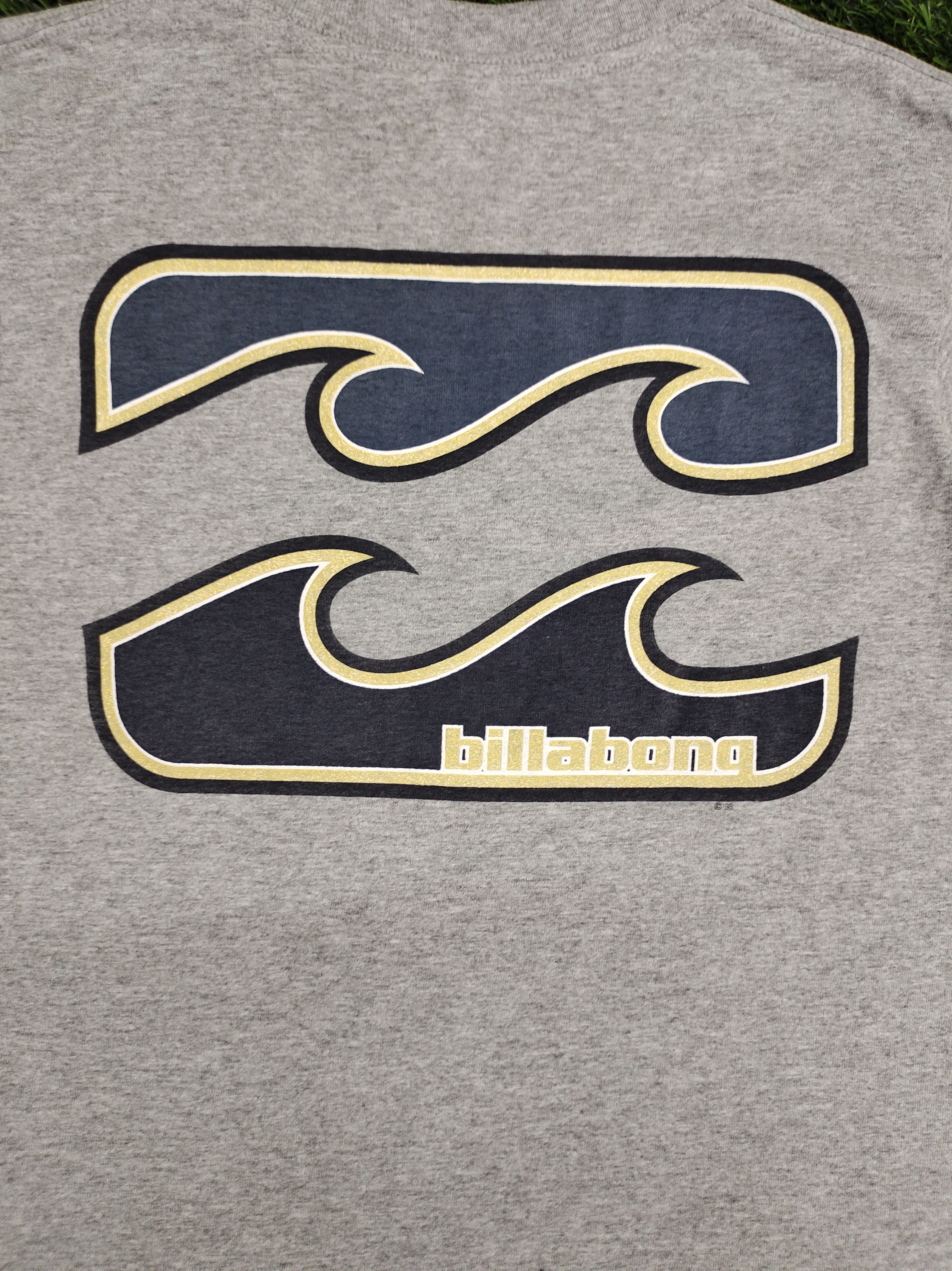 Billabong Vintage 90s Billabong Big Logo Surfing T-Shirt Size US S / EU 44-46 / 1 - 3 Thumbnail