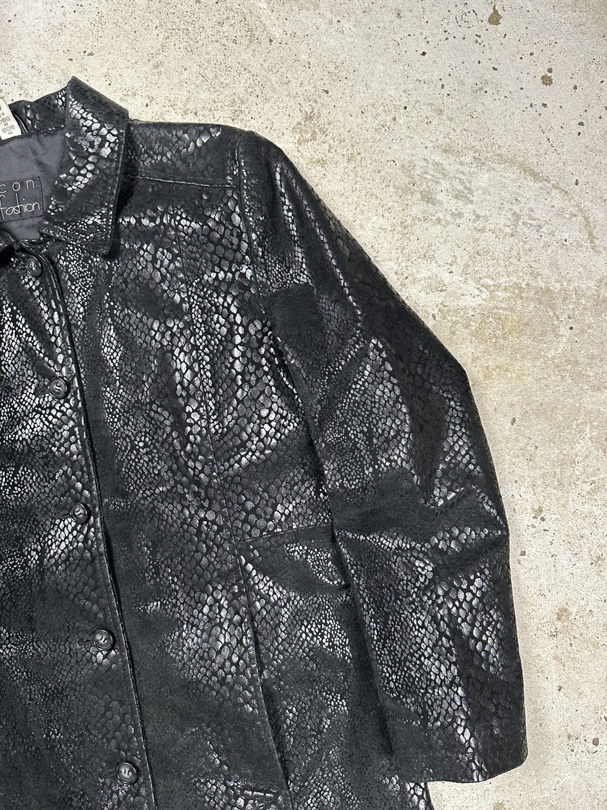 Japanese Brand Vintage Y2K Black Genuine Leather Crocodile Snakeskin Coat Size XL / US 12-14 / IT 48-50 - 6 Thumbnail