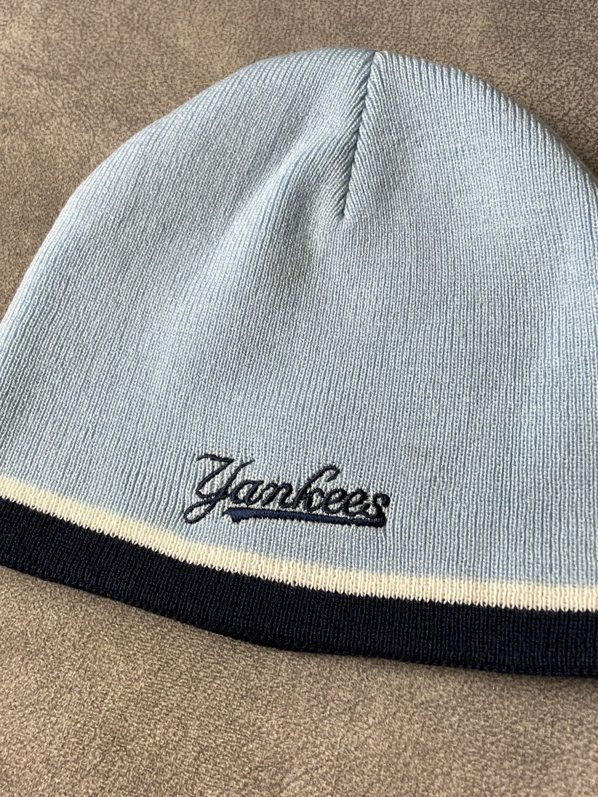 New York Yankees New Era New York Yankees Beanie Size ONE SIZE - 4 Thumbnail