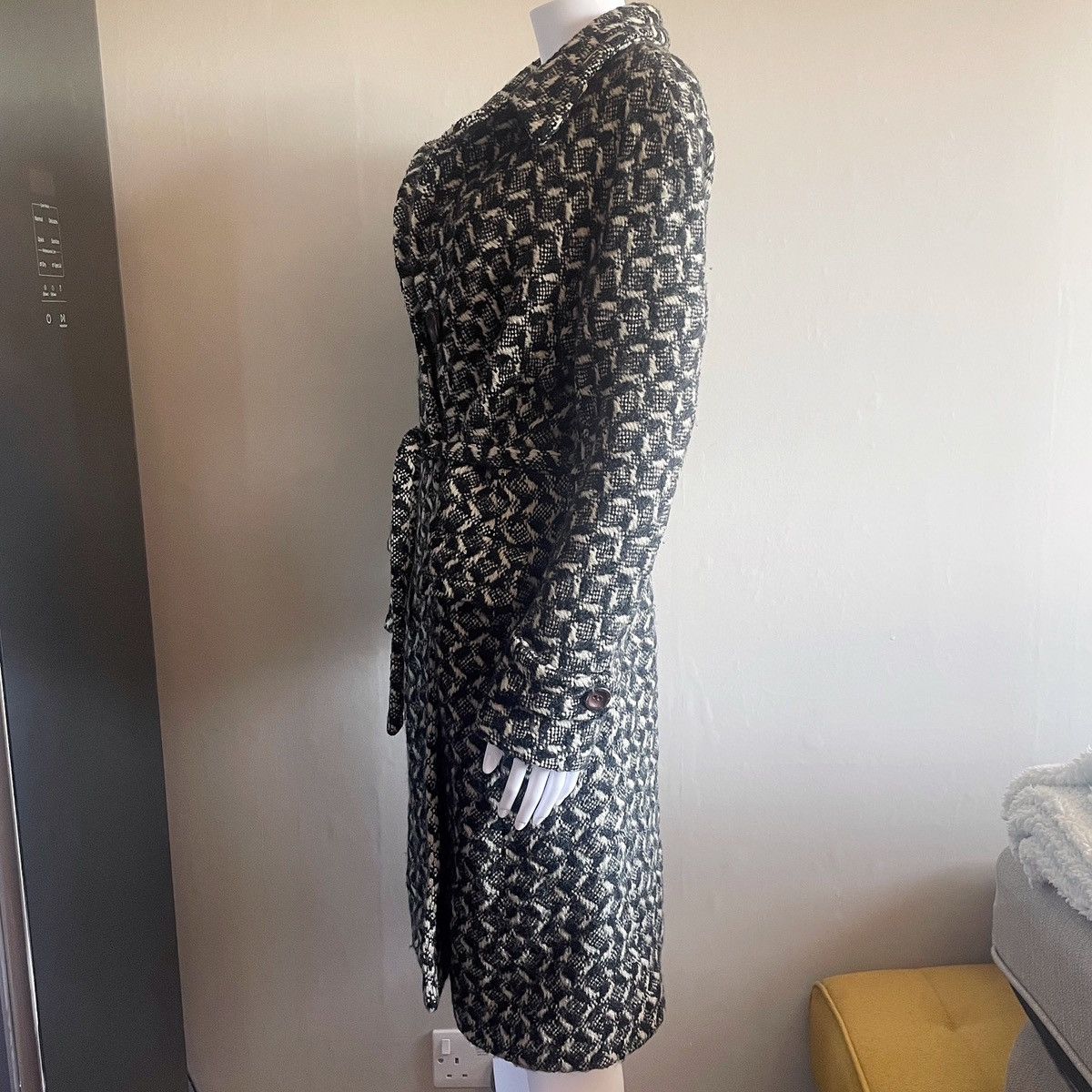 Max Mara Max Mara Mainline Virgin Wool Belted Trench Over Coat Size M / US 6-8 / IT 42-44 - 3 Thumbnail