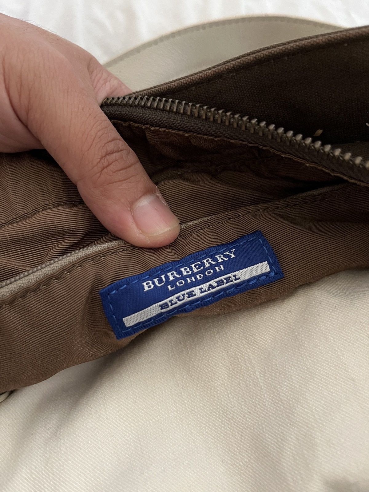 Burberry 90s Burberry Boston Canvas Leather Olive Green Size ONE SIZE - 10 Thumbnail