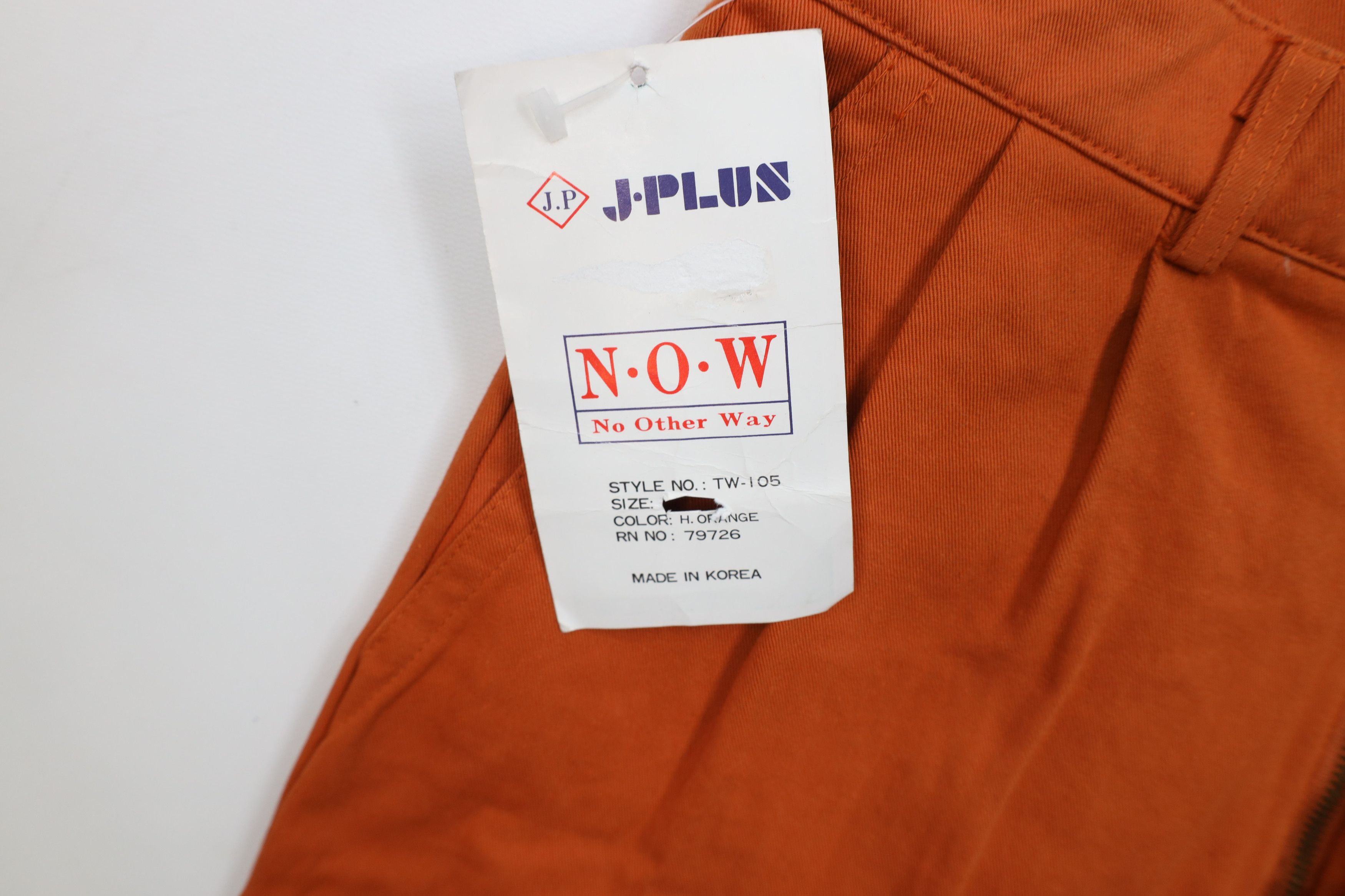 Vintage Deadstock Vintage 90s Streetwear Pleated Chino Shorts Orange Size US 28 / EU 44 - 7 Thumbnail